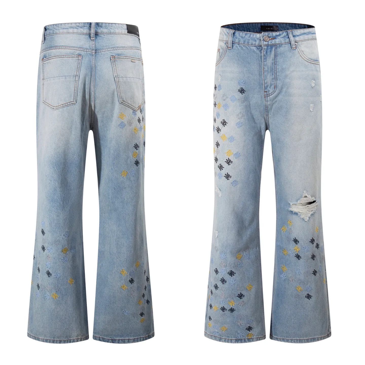 P270 Style number: H21 AMIRI & AMIRI 2025 new heavy-duty embroidered letters micro-flared couple-style washed jeans. Top ceiling quality. Styles with different washed textures, very friendly to people with thin legs and thick legs. The straight slim fit is very flattering to the leg shape. Moderate length that never goes out of style, easy to match with casual, basic styling for various styles, a must-have in the wardrobe! The fabric is stiff but also makes the upper body soft without losing texture. The washing process is even more perfect. It is a must-have item for everyone! ! ! Washed wheat, hang tag, pants label, three labels complete Color: blue Size: 30, 32, 34, 36