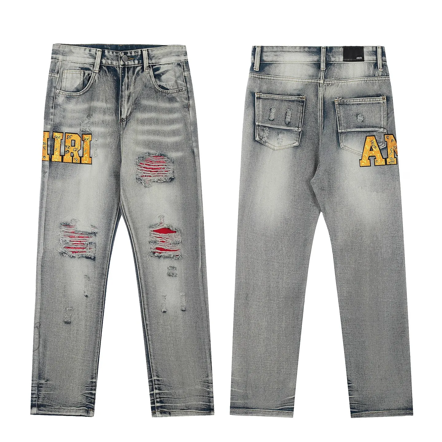 #M29 P168💰 Amiri’s classic embroidered patched leather ripped letter jeans. Slim fit jeans. Produced by a major washed factory. Full of high-end. Partial destruction of the knees with leather patch design. Already used as a facade design. Leather waist nameplate. The focus of this style is not on the washing, but on the destroyed shape and version. The secret lies in the craftsmanship of the master. The cost of post-processing, grinding, cutting, etc. is far beyond the cost of assembly line products. Color: Picture color Size: 30-32-34-36