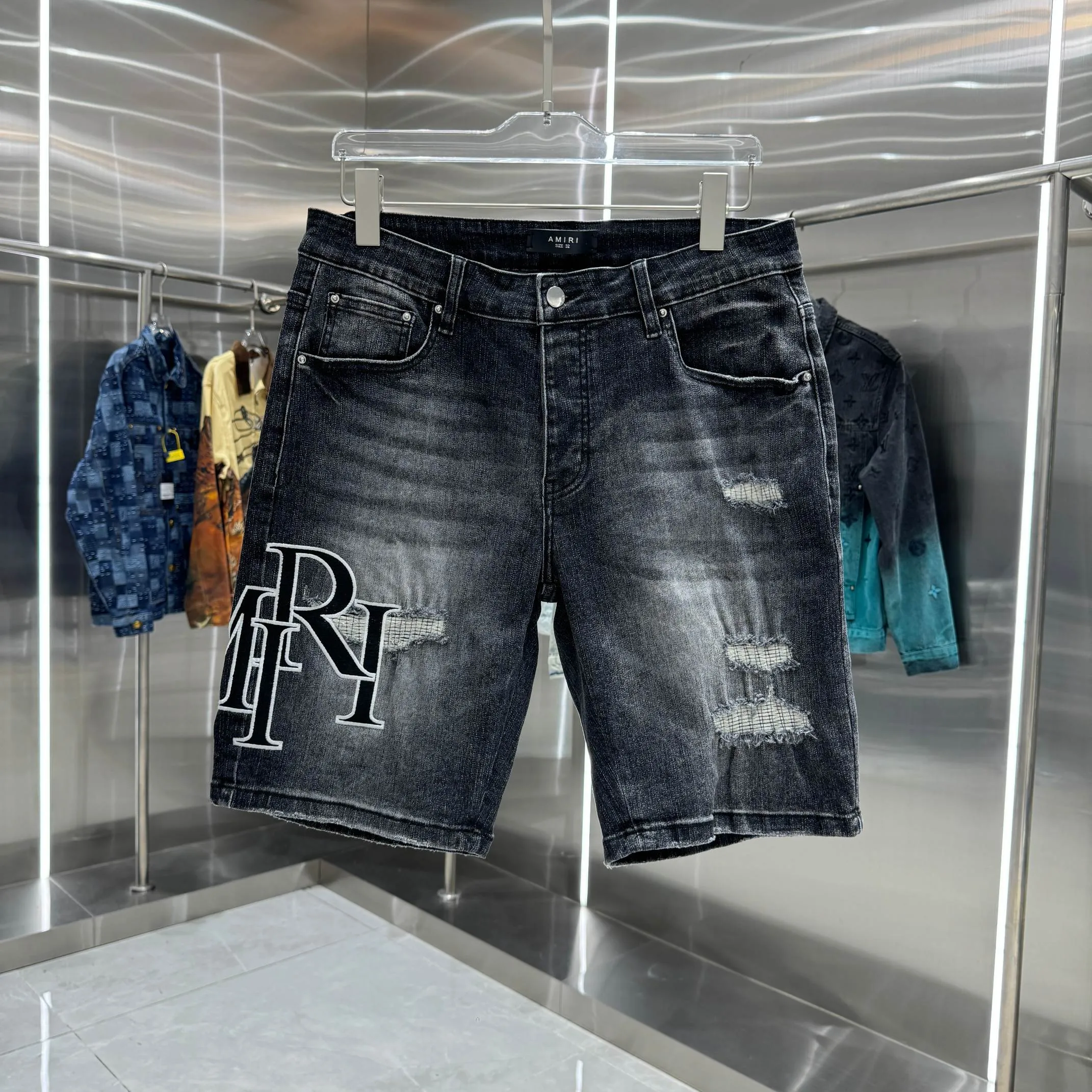 P260 Amiri ripped letter embroidery craft street fashion jeans shorts Color Black Size 30 32 34 36 38