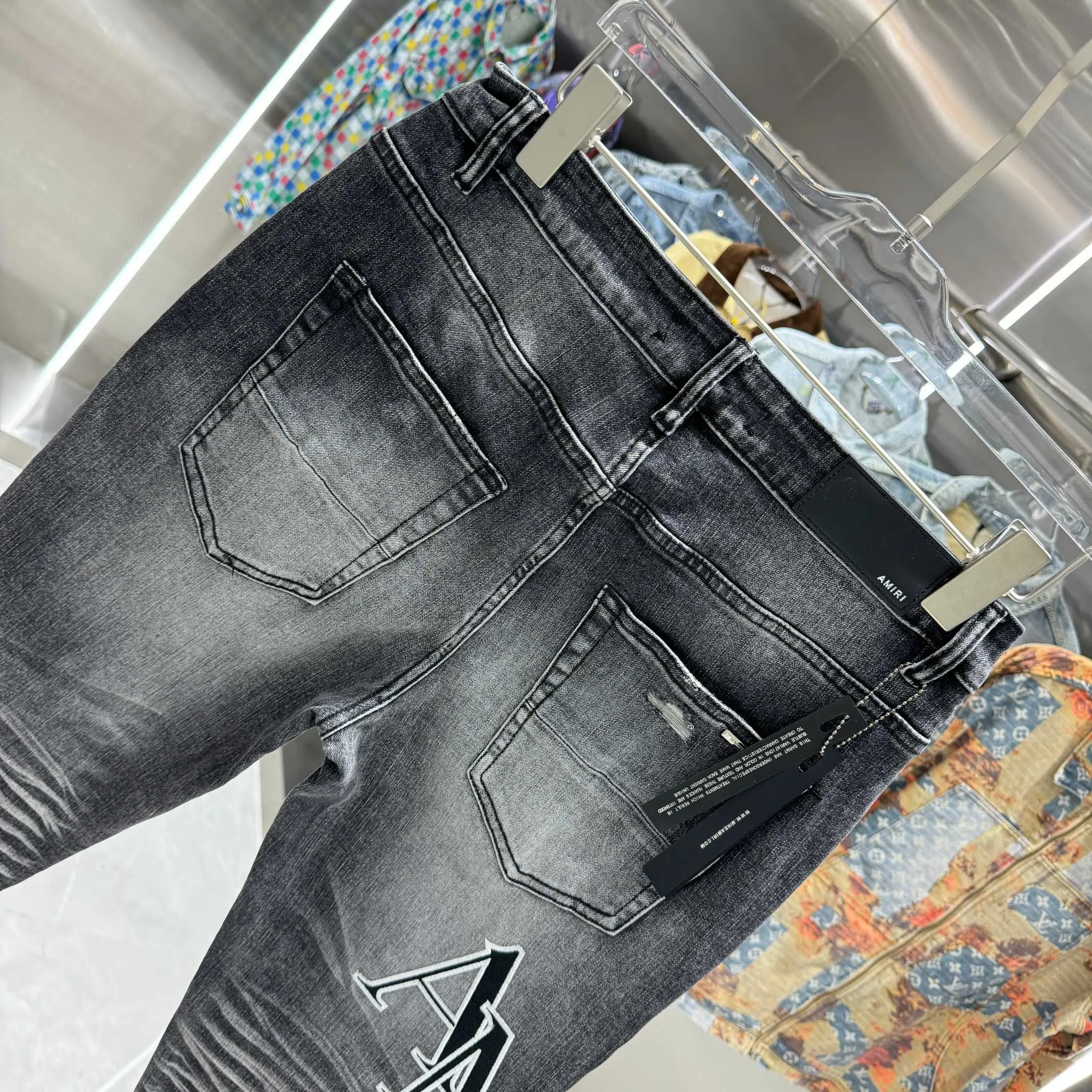P290 Amiri letter embroidery craft street fashion slim fit stretch jeans Color Black Size 30 32 34 36 38