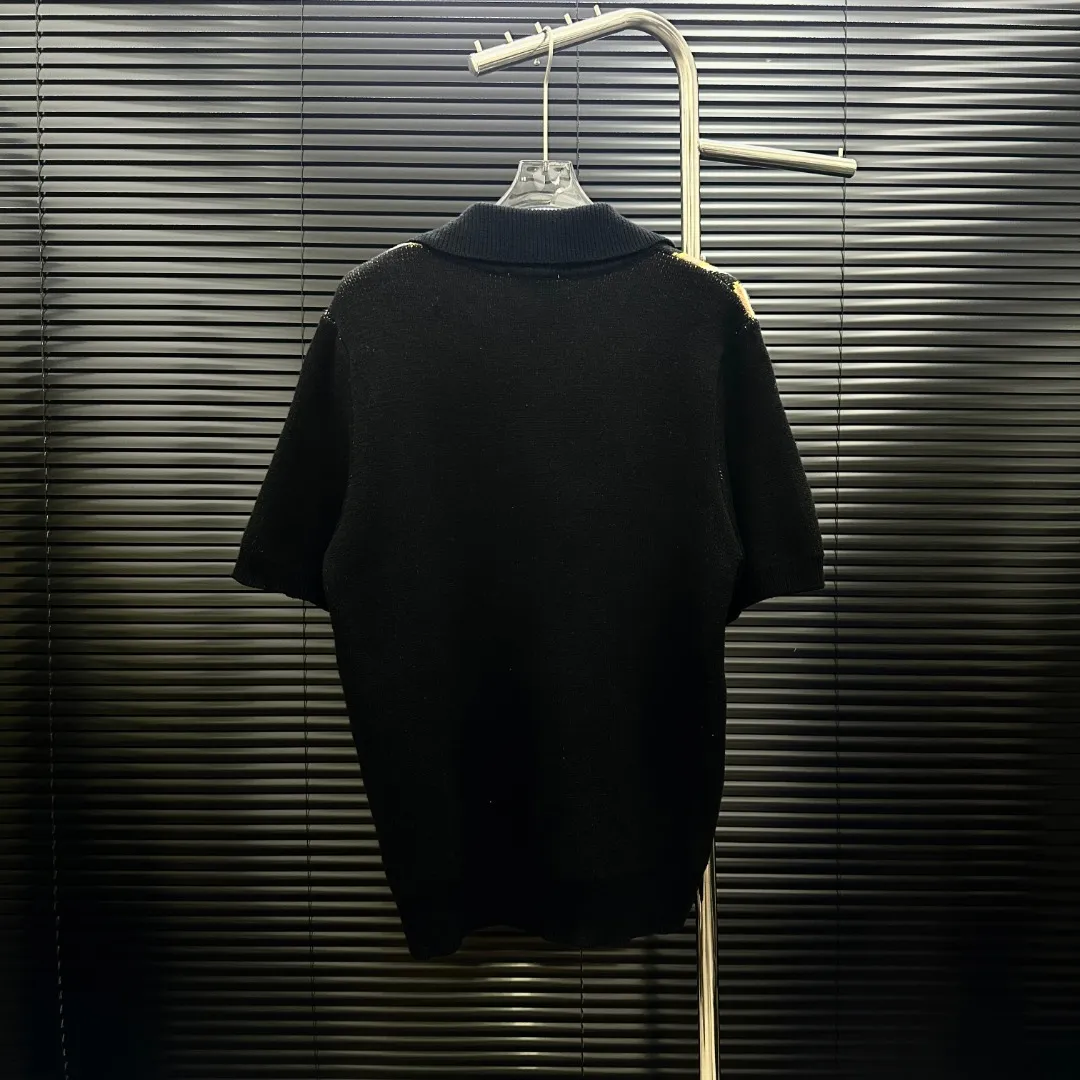 P280 Style: AMIRI jacquard all-over printed knitted POLO short sleeves Size: S-XXL Fabric: Wool blend Accessories: Full set of customized original accessories No gender distinction, same style for men and women