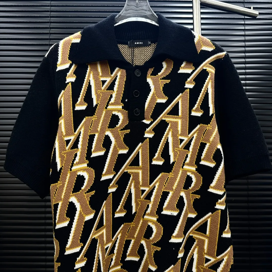 P280 Style: AMIRI jacquard all-over printed knitted POLO short sleeves Size: S-XXL Fabric: Wool blend Accessories: Full set of customized original accessories No gender distinction, same style for men and women