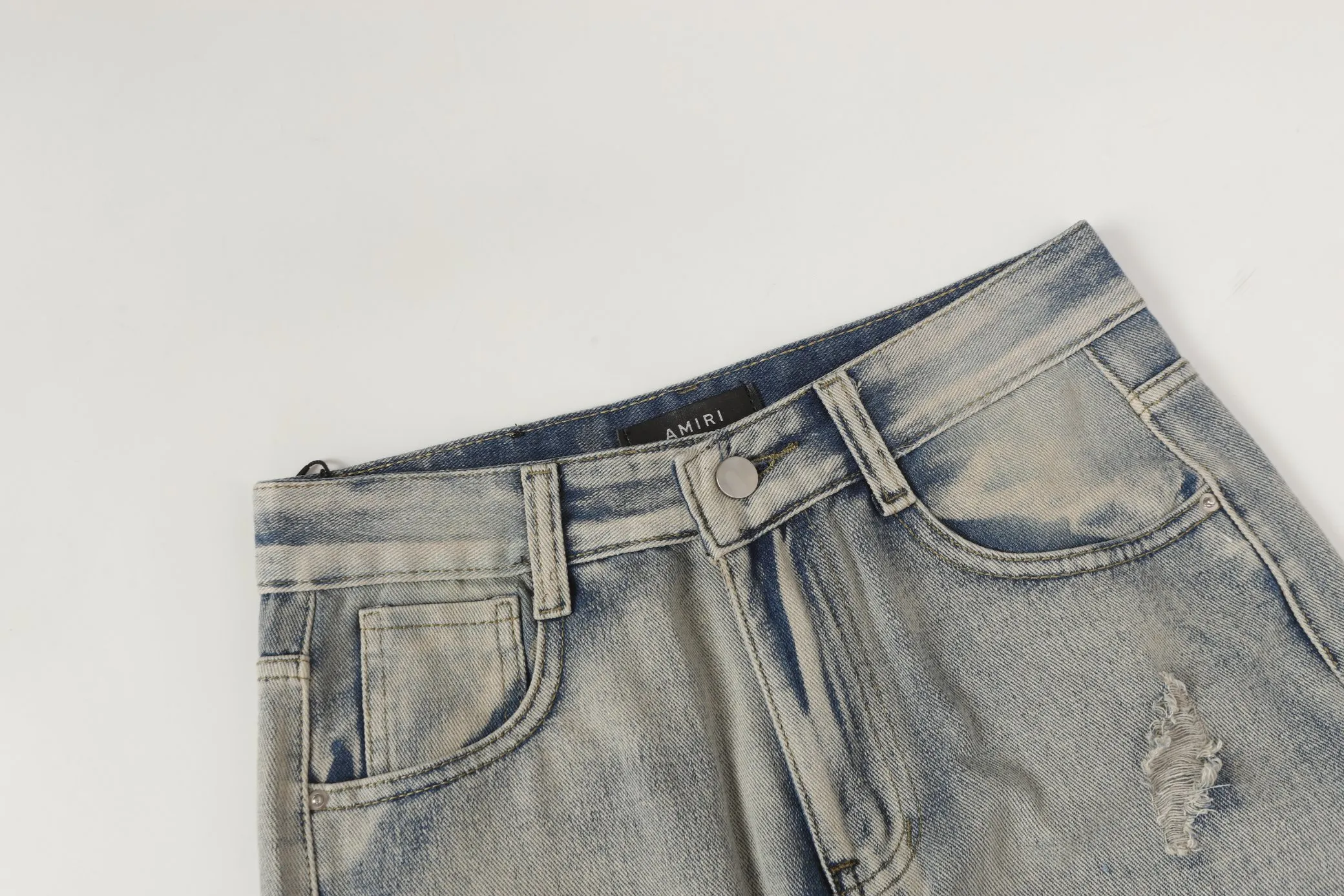 P270 Amiri blood and tears high street ripped embroidered washed jeans Color: Picture color Code number: 28-36