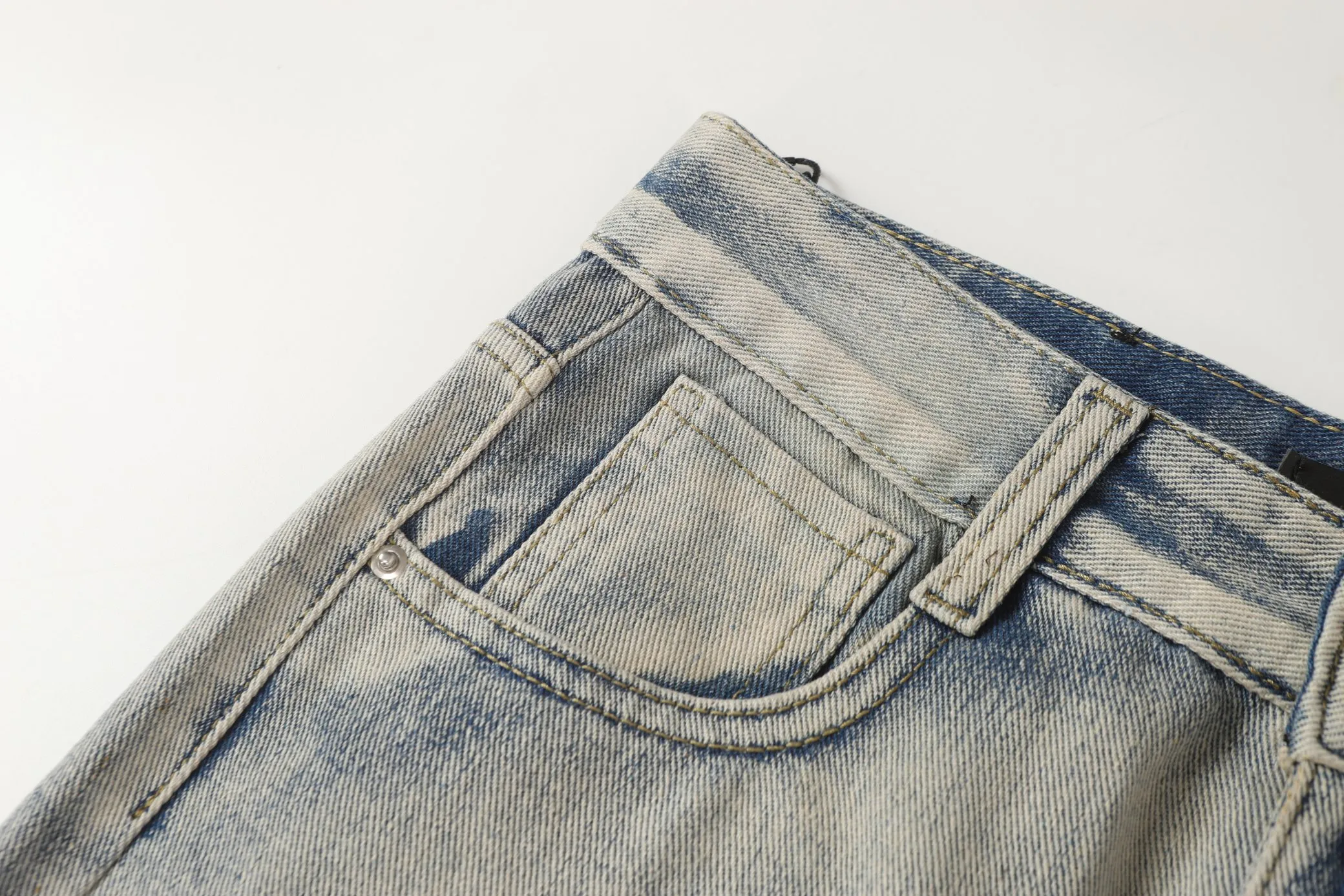 P270 Amiri blood and tears high street ripped embroidered washed jeans Color: Picture color Code number: 28-36