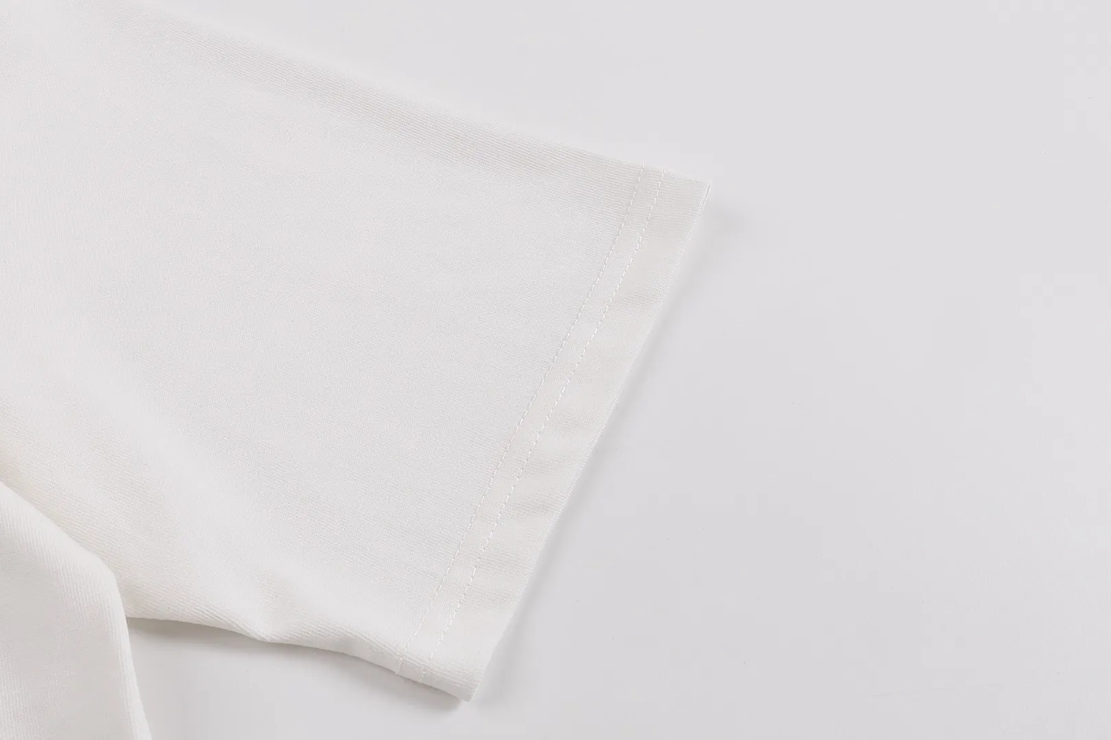 P114 Style No. 125 AMI&WDC [Cui Woo-sik co-branded model] AMI2025 spring and summer new short-sleeved genuine original 1;1 mold color: white Size: S-XL