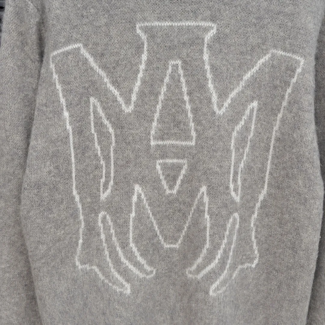 P300 Style: AMIRI seahorse M LOGO long-sleeved sweater Size: S-XXL Fabric: Wool blend Accessories: Full set of customized original accessories No gender distinction, same style for men and women