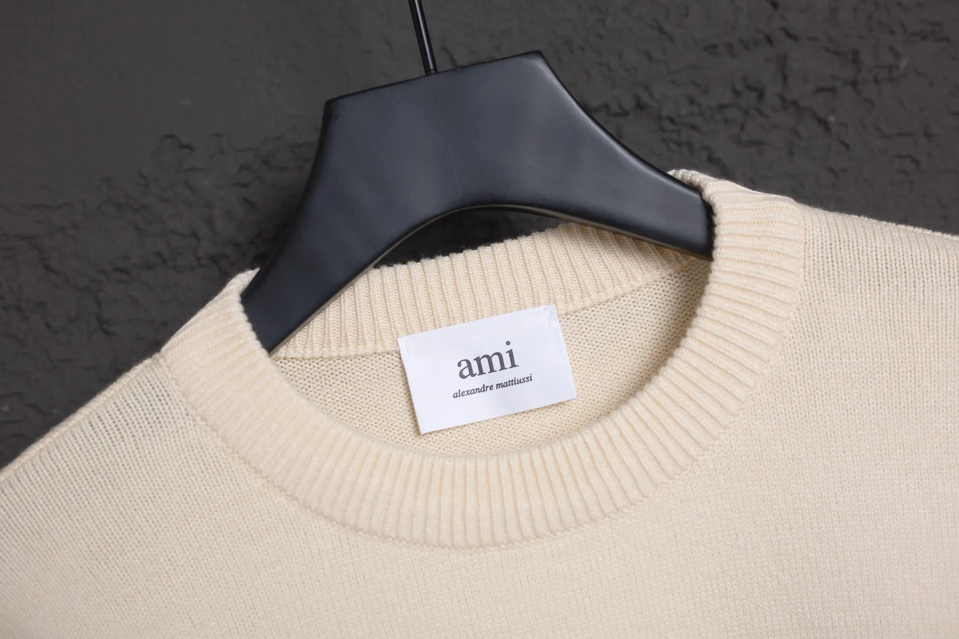 P170 AMI's new classic love chapter crew neck sweater, the highest version, supports comparison, Color: Apricot Red, Size: S-XL