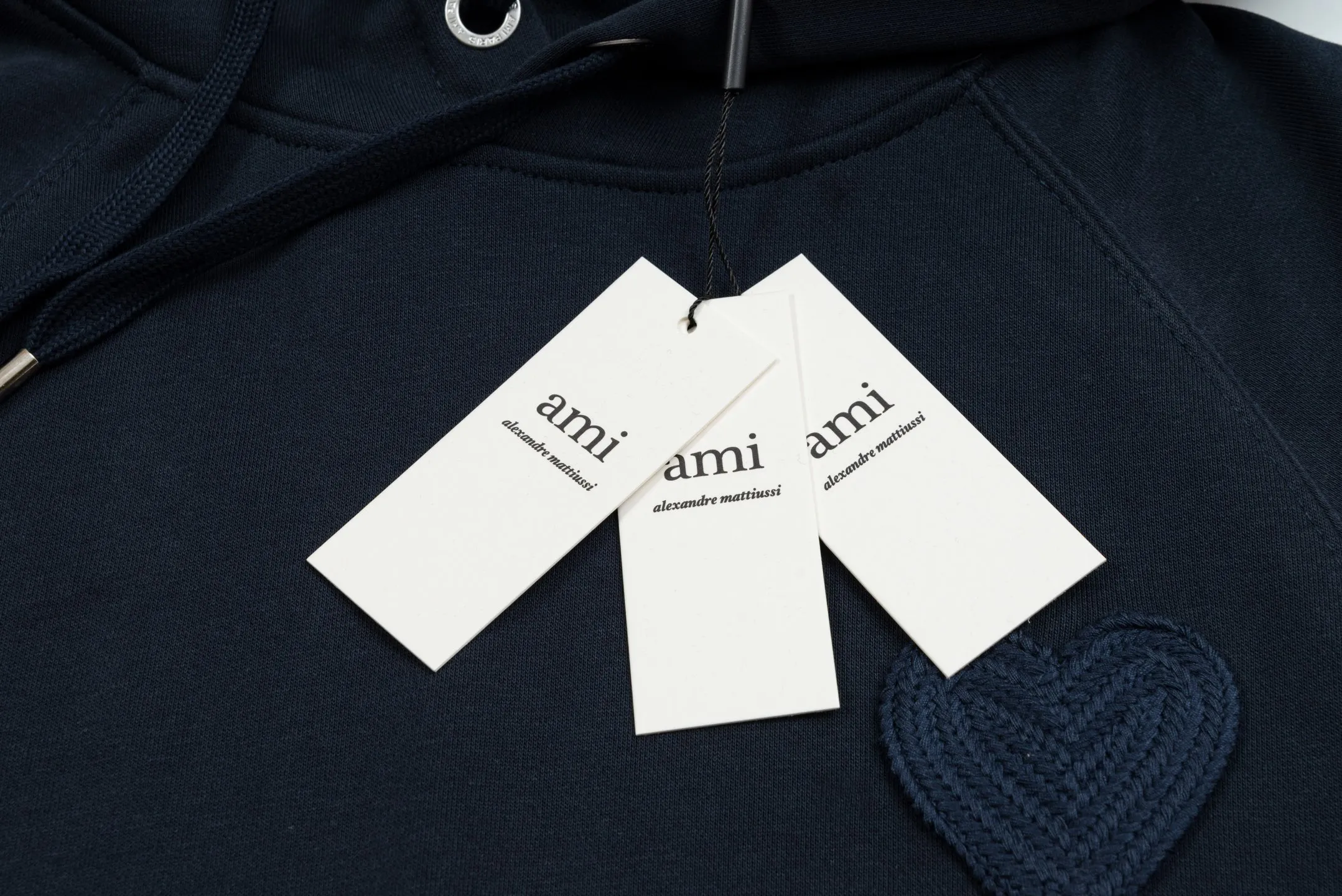 668# AMI PARIS 25 new autumn and winter classic woven big love towel embroidered raglan hooded sweatshirt, customized 360g pure cotton fabric YP replica, new main wheat, washable wheat QR code can be scanned, same style for men and women, color: black, Baolan, apricot/red heart, code number: S-XL