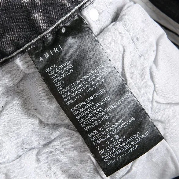 P186 💰 AMIRI patch embroidery jeans trousers AMIRI high street basic ripped tight elastic jeans trousers amiri brand jeans break the production process and cutting of the original jeans, the fabrics are softer and more comfortable Hand-sewn collar label Customized logo buttons Genuine leather tag Color: Picture color Size: 30-32-34-36
