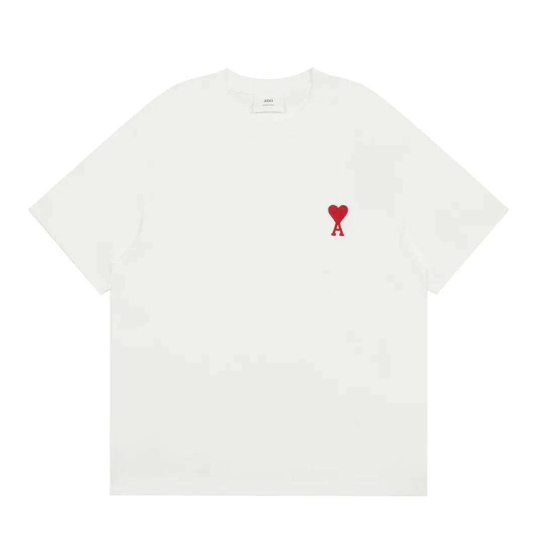 🅿️116 "The first quality in the market" Style number: LT3109# Ami Ami 2024ss spring and summer classic new embroidered love short sleeves We have been making this style for the third year. At the beginning, there were no counters in mainland China and we were already making it. The quality and details are invincible. Order with confidence and pay attention to the details. ✅2024 newly upgraded two-end folding handmade main wheat. Restore the counter. ✅240G Xinjiang long-staple cotton top double yarn. The shrinkage rate is controlled at 2%. Export-grade solid color quality, truly not easy to deform, shrink or fade. ✅Details are the only one in Guangzhou. Half-fold neck design at the counter. Complex workmanship. ✅The maximum size can be worn up to 230 catties. No pressure to export to Europe and the United States. Sizes S-XL Color (8 colors): Black, navy, oatmeal, pink, white, gray, light blue, rose pink