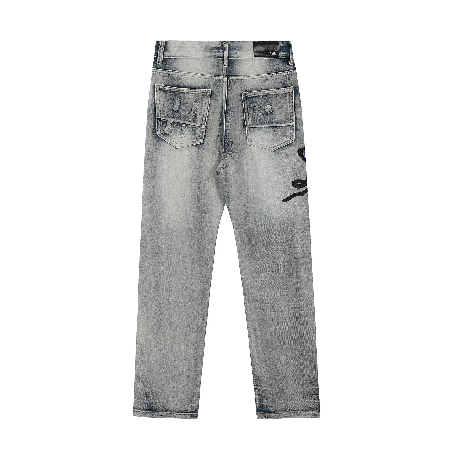 #M36 P168💰 Amiri classic embroidered ripped patch washed cobra slim fit jeans Produced by a major washed factory Full of high-end sense Partial destruction of the knees with leather patchwork design Already used as a facade design Leather waist nameplate The focus of this style is not on the washing, but on the shape and version of the destruction The secret lies in the craftsmanship of the master. The cost of post-processing, grinding, cutting, etc. is far beyond the cost of assembly line products. Color: Picture color Size: 30-32-34-36