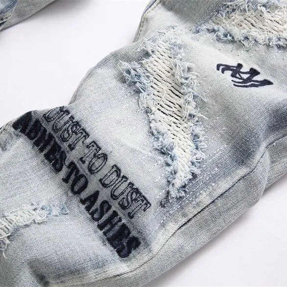 ￼#M04 P168💰 AMIRI splash-ink medal patch embroidered jeans trousers AMIRI high street basic ripped tight stretch jeans trousers Amiriamiri is transliterated as Emil, which is the name of the founder. Mike Amiri, the founder of amiri, grew up in Los Angeles, USA. He was influenced by the local street culture Rock since he was a child, so he founded the amiri brand named after himself. A variety of trendy clothing meets the needs of different trendy players. Amiri clothing has novel and unique styles and is a well-known street brand in the United States. Many of its styles and styles are loved by many street photographers. Various clothing styles meet the needs of different people, show their unique temperament, and show the trend of dressing. amiri's jeans are relatively famous. Not only do they have many styles, but the quality of the jeans is also very good. Many celebrities have also worn amiri brand jeans.  The jeans of the amiri brand break through the production process and cutting of the original jeans. The fabrics are relatively soft and comfortable, and are not as hard as some jeans, which can irritate the skin and cause the skin to bleed when worn. Los Angeles trendy brand Amiri's jeans are made with great detail from tailoring to texture, adding wrinkles, bullet holes, damage and other details to add to the trendiness of the jeans. You can choose the style that suits you according to your own needs. Only when you wear a suitable style can you have a certain sense of fashion.  In recent years, high street has become a word that appears more and more frequently in men's clothing. High street style has also become an important direction for everyone's matching. High street related items are basically inseparable from oversize or off-shoulder tops. The lower body is matched with trackpants or tight-fitting denim. In my opinion, the most representative one is perhaps annihilation. Color; picture color Size: 30-32-34-36