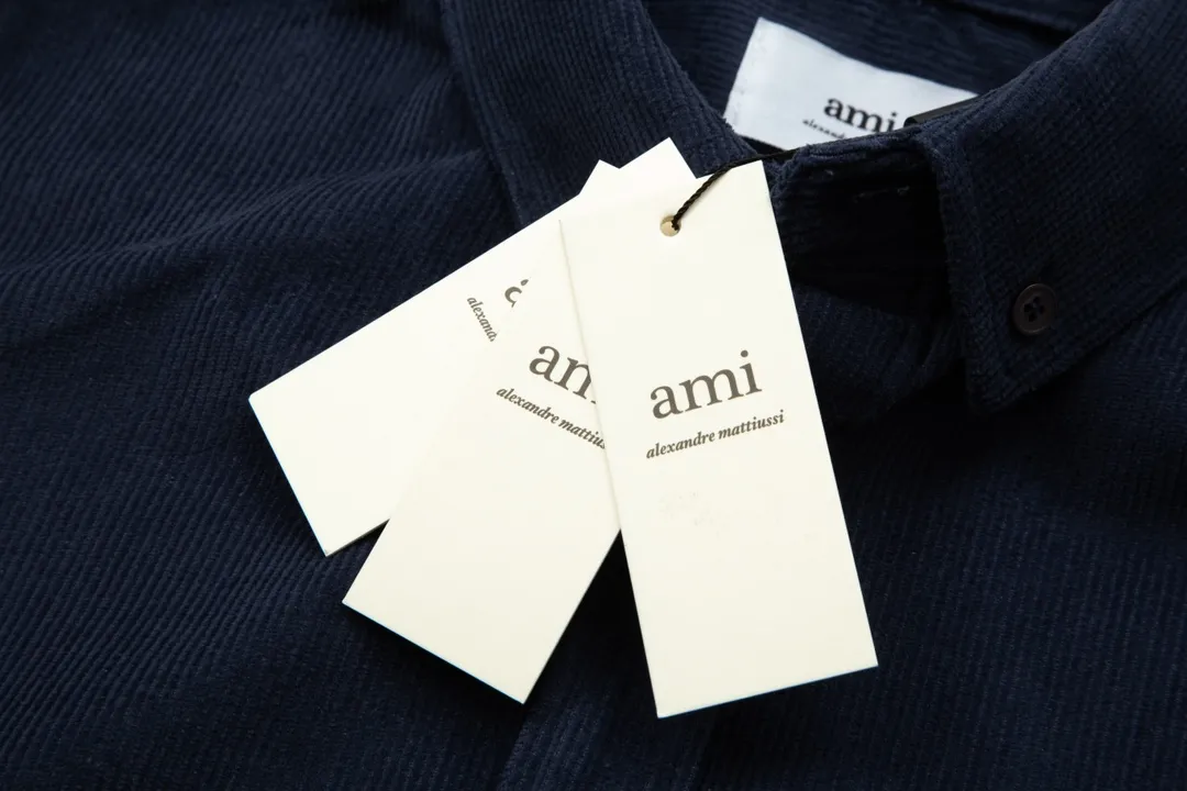2201# AMI Paris 2024 Autumn and Winter New Arrival Autumn Little Hearts of the Same Color on the Chest Casual Cotton Corduroy Shirt Original Customized 280g Pure Cotton Fabric Regular Fit Same Style for Men and Women Color: Black Paulan Khaki Size: S-XL