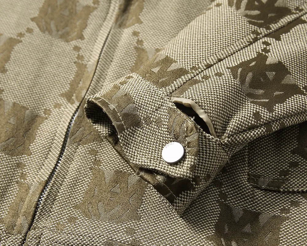P380 🌸🌸🌸🌸 AMIRI's latest 25-year-old men's jacket. The color combination has a classic charm without losing youthful vitality. It reshapes a new design style and shows a bold and confident brand design concept.  Imported fabrics, sleeves and pockets are paired with exclusive brand designs, reflecting the minimalist pursuit of quality and design. Low-key luxury fully embodies the brand image and status! The brand LOGO icon design is simple and recognizable, with a delicate and comfortable touch, excellent details, exquisite and elegant everywhere, fashionable design, a capable and stylish upper body, and full of aura! The all-over pattern and simple aesthetics are brought to the extreme, and it is a jacket that can be mixed and matched. There is no doubt that it is a must-have product for men. It is extremely practical and the color is easy to match.  Color: Picture color. Sizes: M, L, xL, xxL, xxxL
