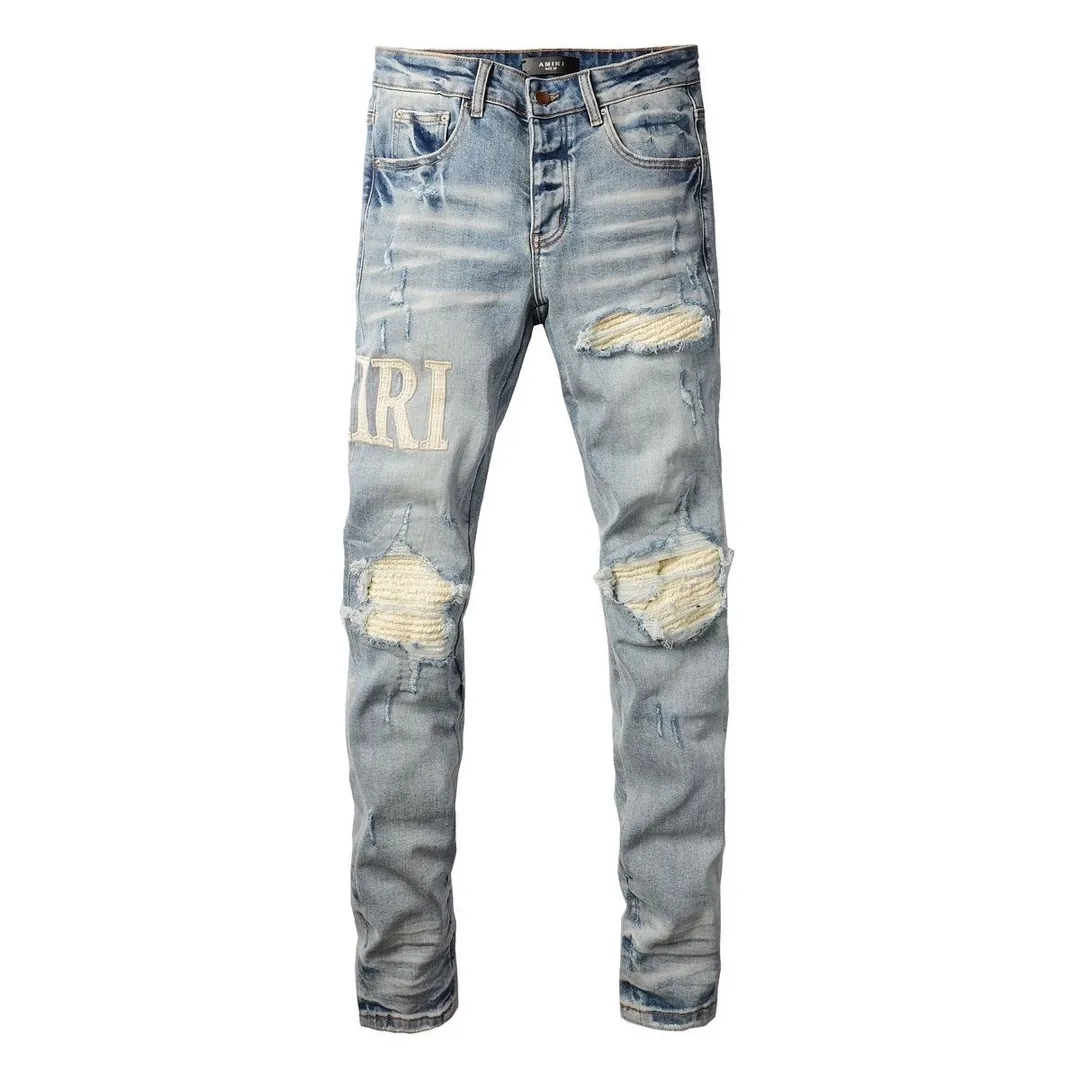 P166 Top replica AMIRI splash-ink medal patch embroidered jeans trousers AMIRI high street basic ripped tight stretch jeans trousers Amiriamiri is transliterated as Emil, which is the name of the founder. Mike Amiri, the founder of amiri, grew up in Los Angeles, USA. He was influenced by the local street culture Rock since childhood, so he founded the amiri brand named after himself. A variety of fashion brand clothing meets the needs of different fashion players. Amiri clothing has novel and unique styles and is a well-known street brand in the United States. Many of its styles and styles are loved by many street photographers. Various clothing styles meet the needs of different people, show their unique temperament, and show the trend of dressing. amiri's jeans are relatively famous. Not only do they have many styles, but the quality of the jeans is also very good. Many celebrities have also worn amiri brand jeans.  The jeans of the amiri brand break through the production process and cutting of the original jeans. The fabrics are relatively soft and comfortable, and are not as hard as some jeans, which can irritate the skin and cause the skin to bleed when worn. Los Angeles trendy brand Amiri's jeans are made with great detail from tailoring to texture, adding wrinkles, bullet holes, damage and other details to add to the trendiness of the jeans. You can choose the style that suits you according to your own needs. Only when you wear a suitable style can you have a certain sense of fashion.  In recent years, high street has become a word that appears more and more frequently in men's clothing. High street style has also become an important direction for everyone's matching. High street related items are basically inseparable from oversize or off-shoulder tops. The lower body is matched with trackpants or tight-fitting denim. In my opinion, the most representative one is perhaps annihilation. Color; picture color Size: m l xl xxl