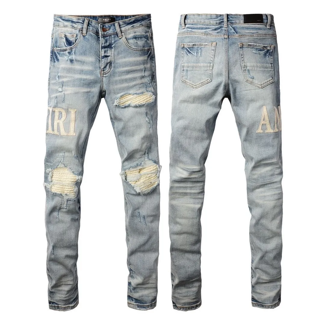 P166 Top replica AMIRI splash-ink medal patch embroidered jeans trousers AMIRI high street basic ripped tight stretch jeans trousers Amiriamiri is transliterated as Emil, which is the name of the founder. Mike Amiri, the founder of amiri, grew up in Los Angeles, USA. He was influenced by the local street culture Rock since childhood, so he founded the amiri brand named after himself. A variety of fashion brand clothing meets the needs of different fashion players. Amiri clothing has novel and unique styles and is a well-known street brand in the United States. Many of its styles and styles are loved by many street photographers. Various clothing styles meet the needs of different people, show their unique temperament, and show the trend of dressing. amiri's jeans are relatively famous. Not only do they have many styles, but the quality of the jeans is also very good. Many celebrities have also worn amiri brand jeans.  The jeans of the amiri brand break through the production process and cutting of the original jeans. The fabrics are relatively soft and comfortable, and are not as hard as some jeans, which can irritate the skin and cause the skin to bleed when worn. Los Angeles trendy brand Amiri's jeans are made with great detail from tailoring to texture, adding wrinkles, bullet holes, damage and other details to add to the trendiness of the jeans. You can choose the style that suits you according to your own needs. Only when you wear a suitable style can you have a certain sense of fashion.  In recent years, high street has become a word that appears more and more frequently in men's clothing. High street style has also become an important direction for everyone's matching. High street related items are basically inseparable from oversize or off-shoulder tops. The lower body is matched with trackpants or tight-fitting denim. In my opinion, the most representative one is perhaps annihilation. Color; picture color Size: m l xl xxl