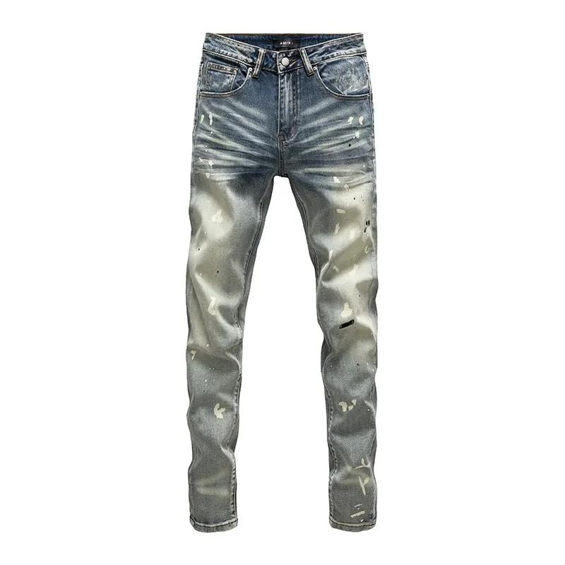 #N26 P246💰 (Top version) AMIRI hot high street jeans slim fit stretch washed knife cut trousers for men AMIRI amiri is transliterated as Emil, which is the name of the founder. Mike Amiri, the founder of amiri, grew up in Los Angeles, USA. He was influenced by local street culture and Punk Rock since he was a child, so he founded the amiri brand named after himself. A variety of trendy clothing meets the needs of different trendy players. Amiri clothing has novel and unique styles and is a well-known street brand in the United States. The styles and styles of many clothes are loved by many street photographers. The various clothing styles meet the dressing needs of different people, show their unique temperament, and show the trend of dressing. amiri's jeans are relatively famous. Not only do they have many styles, but the quality of the jeans is also very good. Many celebrities have also worn amiri brand jeans. Color: Picture color Size: 28, 30, 32, 34, 36 28 30 32 34 36 Waist 71 76 81 86 91 Qianlang 26.5 27.5 28.5 29.5 30.5 Hou Lang 37 38 39 40 41 Foot 14 14.8 15.6 16.4 17.2 Foreign Minister 100 102 104 106 107