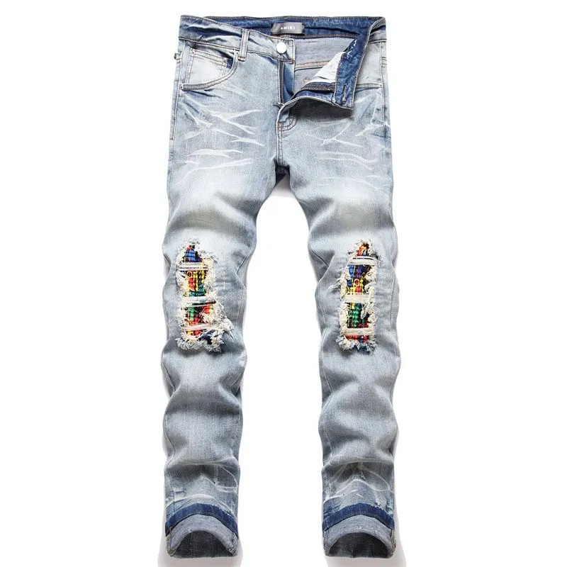 #M77 P168💰 AMIRI patch embroidery jeans trousers AMIRI high street basic ripped tight elastic jeans trousers amiri brand jeans break the production process and cutting of the original jeans, the fabrics are softer and more comfortable Hand-sewn collar label Customized logo buttons Genuine leather tag Color: Picture color Size: 30-32-34-36