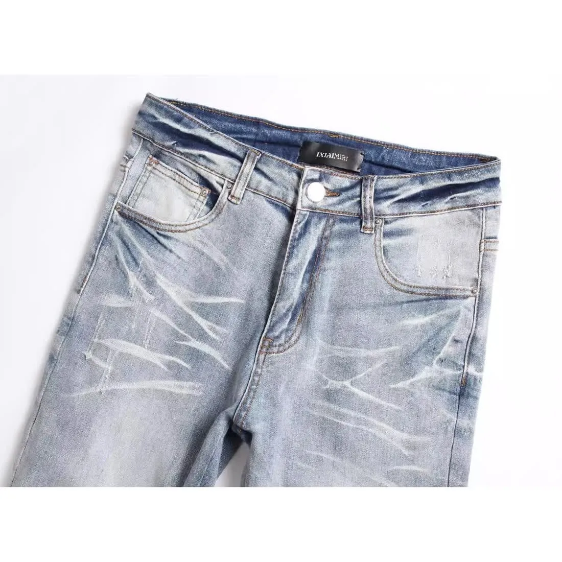 #M77 P168💰 AMIRI patch embroidery jeans trousers AMIRI high street basic ripped tight elastic jeans trousers amiri brand jeans break the production process and cutting of the original jeans, the fabrics are softer and more comfortable Hand-sewn collar label Customized logo buttons Genuine leather tag Color: Picture color Size: 30-32-34-36