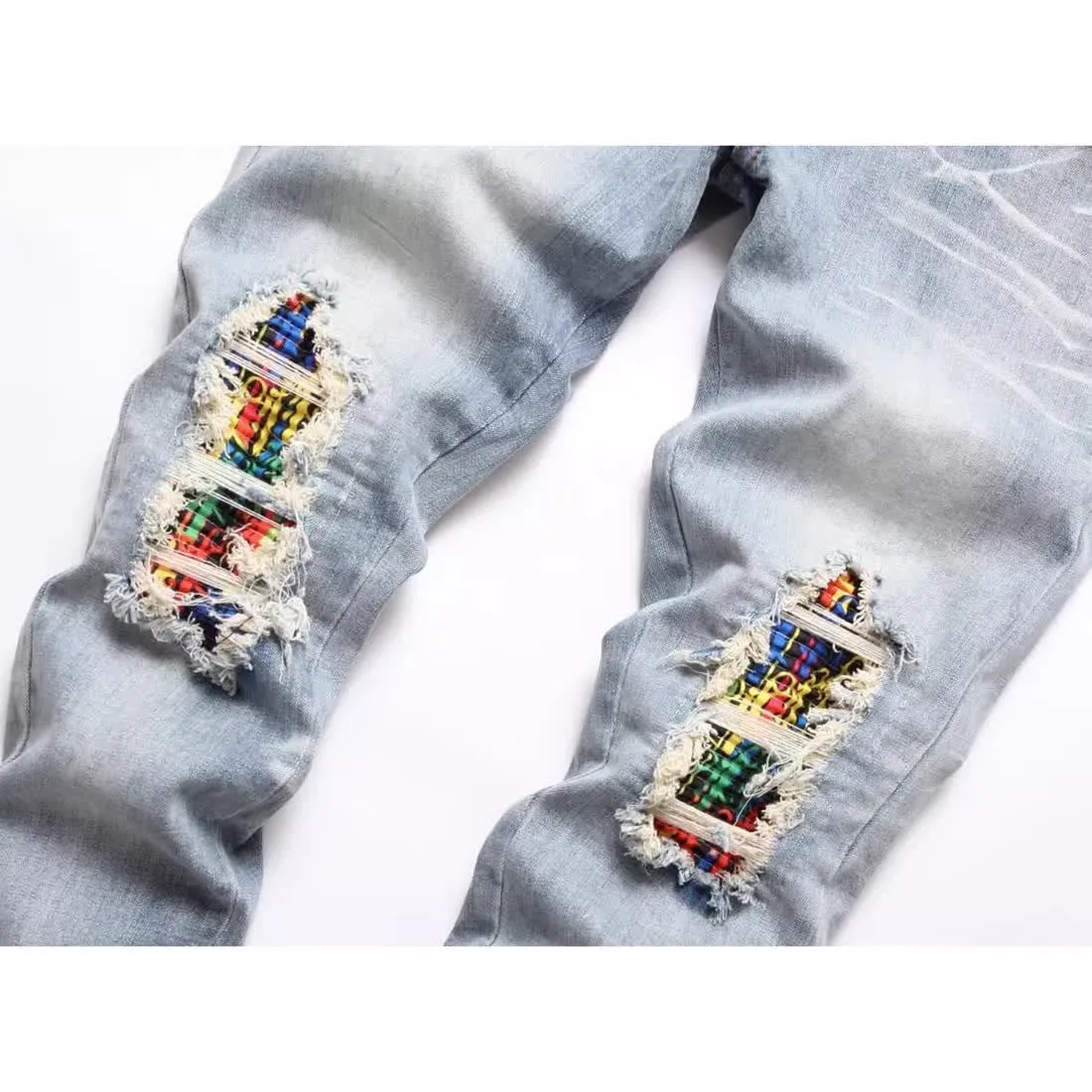 #M77 P168💰 AMIRI patch embroidery jeans trousers AMIRI high street basic ripped tight elastic jeans trousers amiri brand jeans break the production process and cutting of the original jeans, the fabrics are softer and more comfortable Hand-sewn collar label Customized logo buttons Genuine leather tag Color: Picture color Size: 30-32-34-36