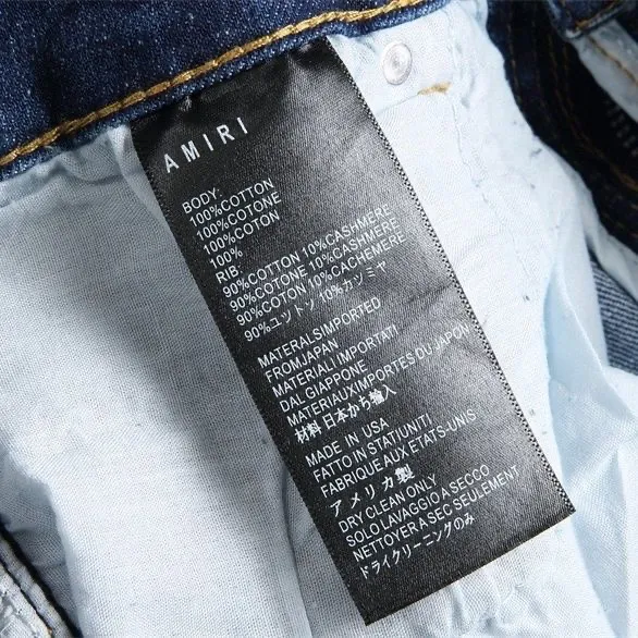 #M77 P168💰 AMIRI patch embroidery jeans trousers AMIRI high street basic ripped tight elastic jeans trousers amiri brand jeans break the production process and cutting of the original jeans, the fabrics are softer and more comfortable Hand-sewn collar label Customized logo buttons Genuine leather tag Color: Picture color Size: 30-32-34-36