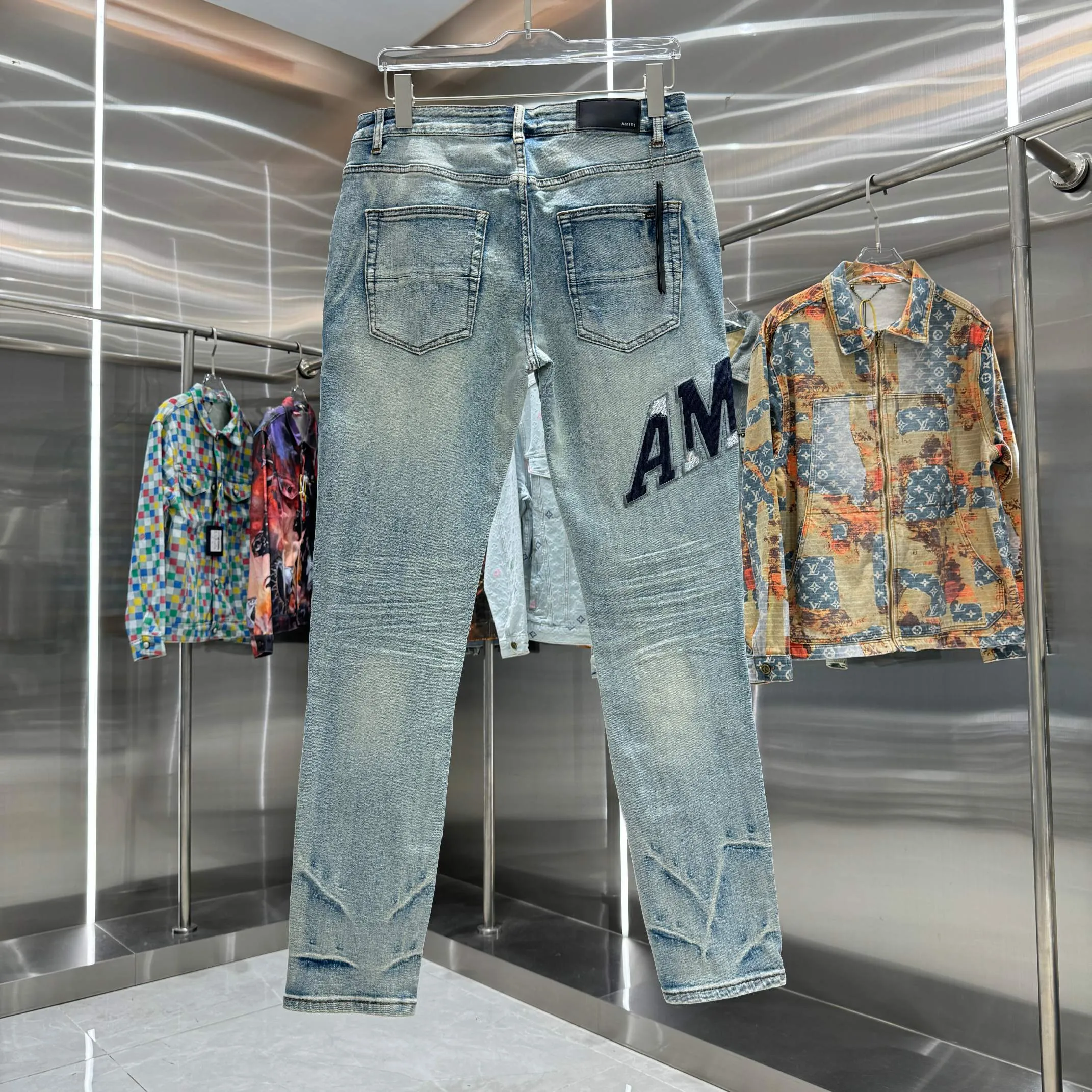 P290 Amiri ripped letter embroidery craft street fashion slim fit stretch jeans color blue size 30 32 34 36 38