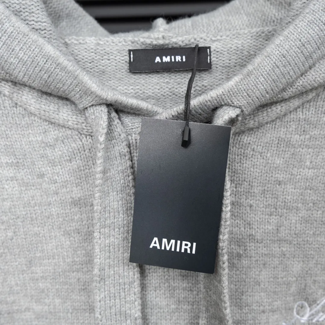 P360 Style: AMIRI Emile bone splicing hooded long-sleeved sweater Size: S-XXL Fabric: Wool blend Accessories: Full set of customized original accessories No gender distinction, same style for men and women