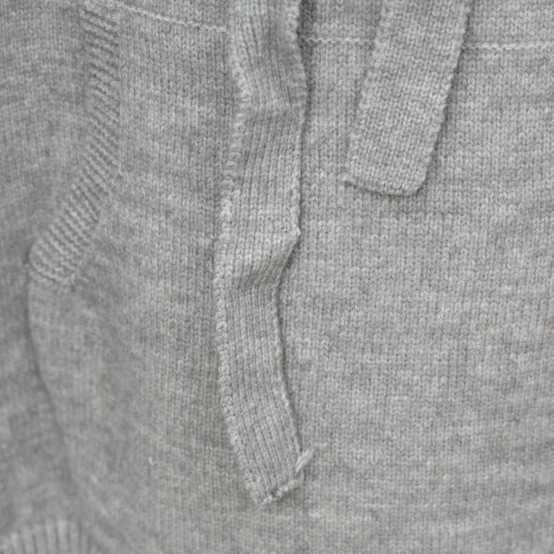 P360 Style: AMIRI Emile bone splicing hooded long-sleeved sweater Size: S-XXL Fabric: Wool blend Accessories: Full set of customized original accessories No gender distinction, same style for men and women