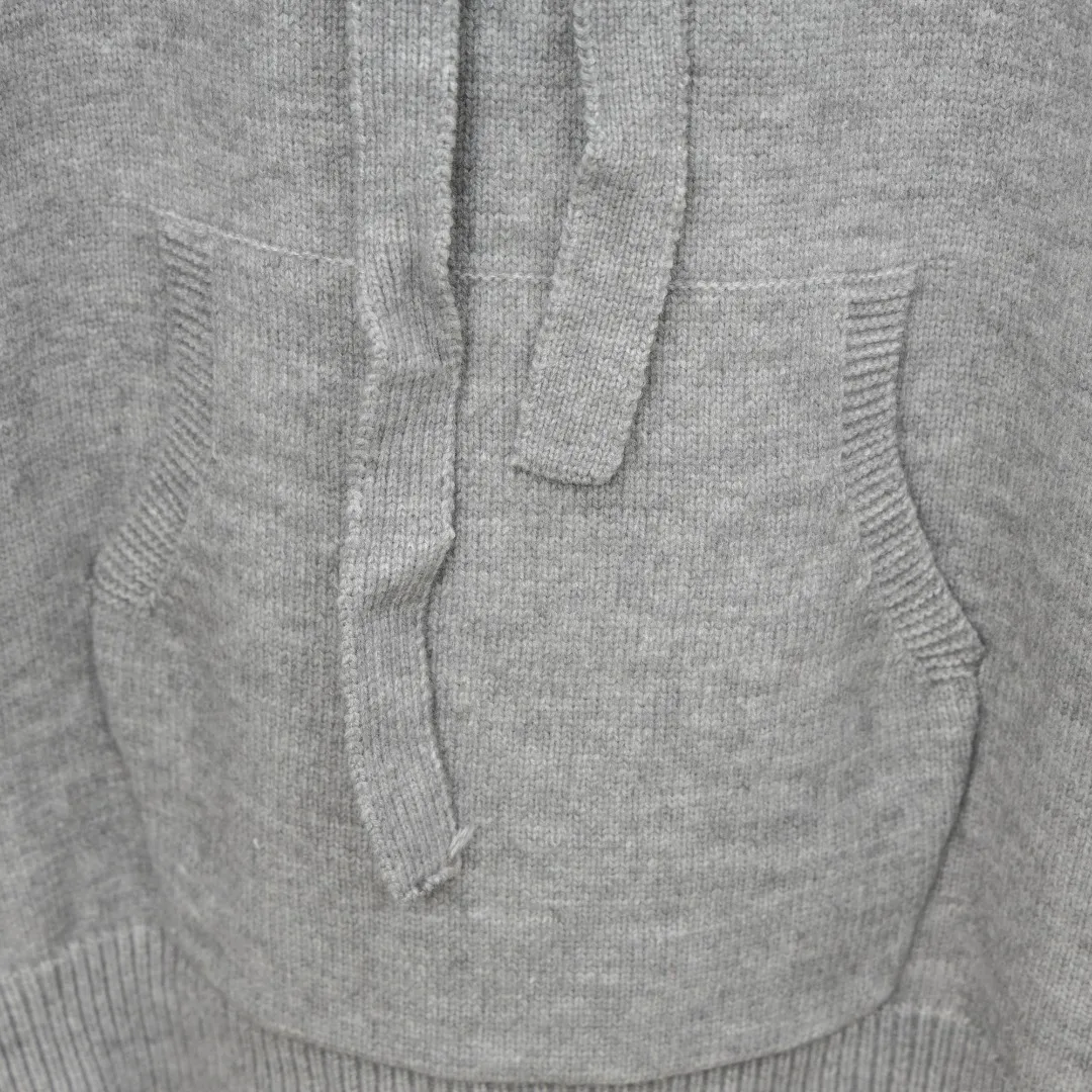 P360 Style: AMIRI Emile bone splicing hooded long-sleeved sweater Size: S-XXL Fabric: Wool blend Accessories: Full set of customized original accessories No gender distinction, same style for men and women