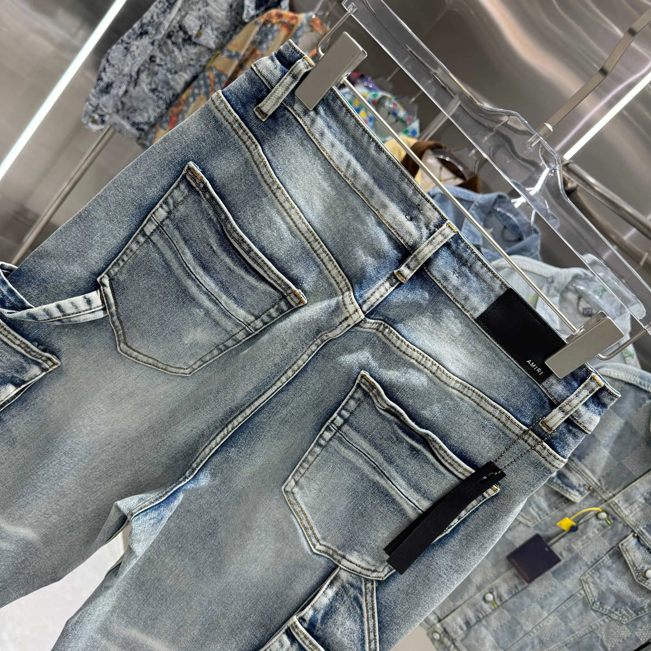 P300 Amiri Heavy-duty washed workwear street fashion loose straight jeans Color Light Blue Size 30 32 34 36 38