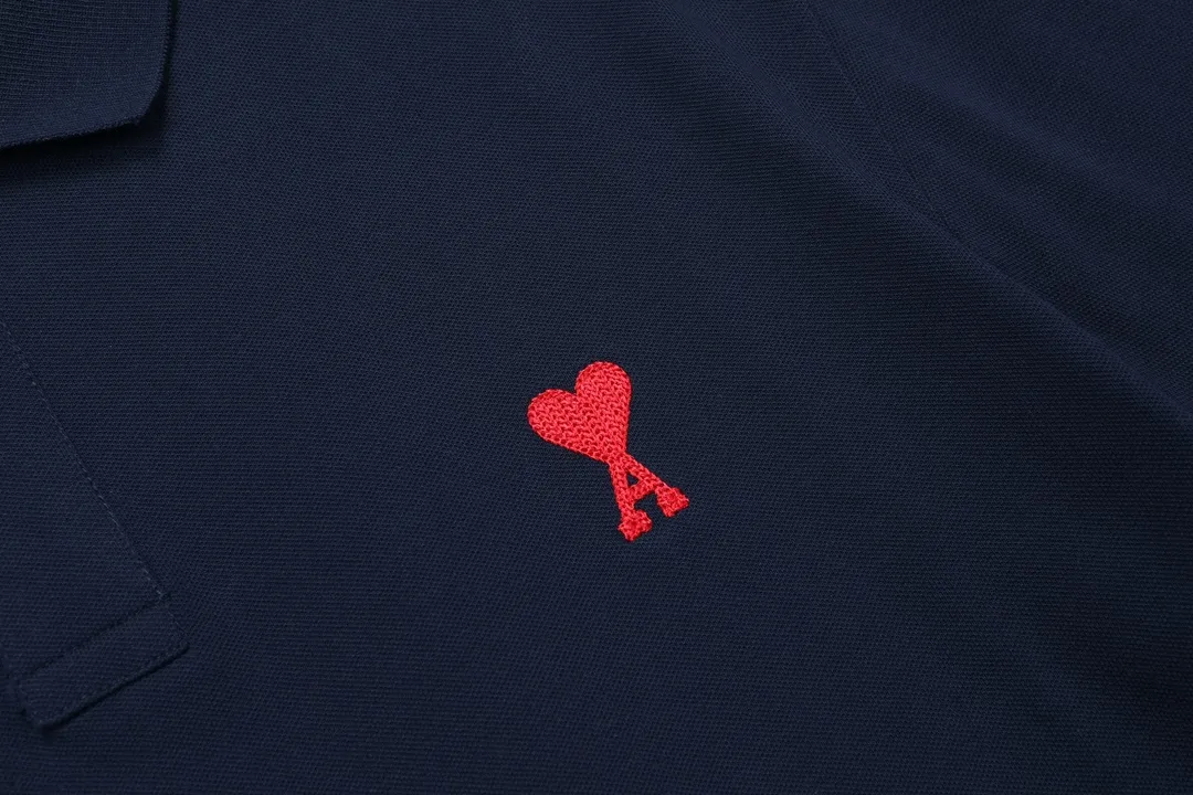 🅿️190 ami 2025 new love embroidered logo couple style casual polo shirt ·Customized pique cotton fabric ·Imported Tajima machine embroidery technology ·Collar label, hangtag, main mark and three labels complete Color: dark blue Size: M-XXXL