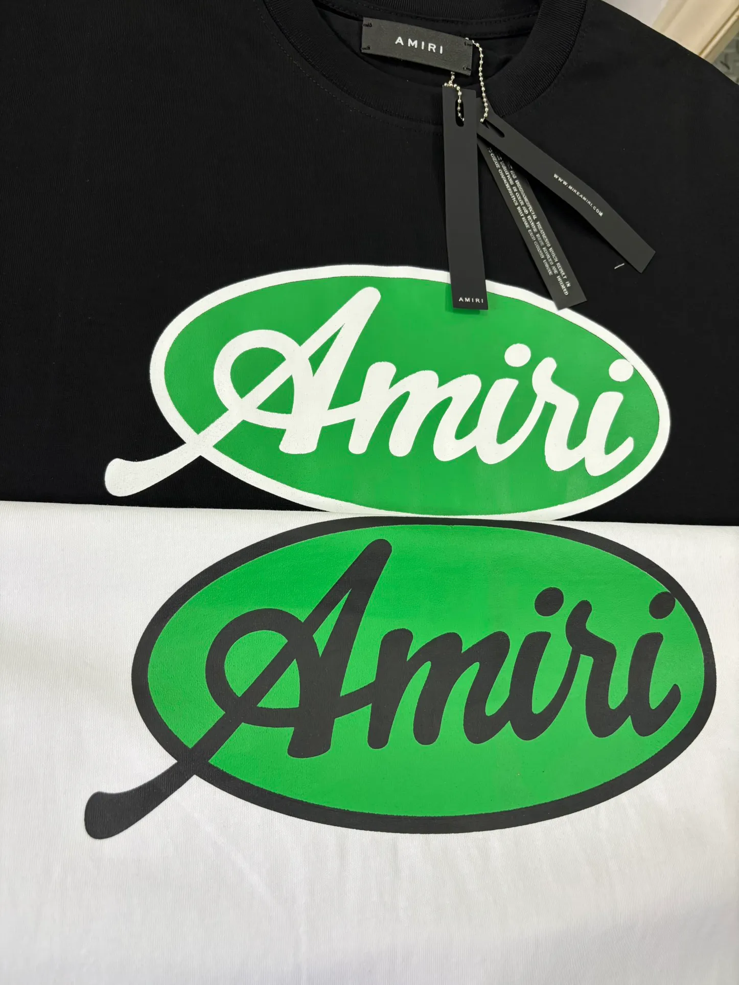 729 model P114 AMIRI real shot black white hanging shot S. M. L. XL