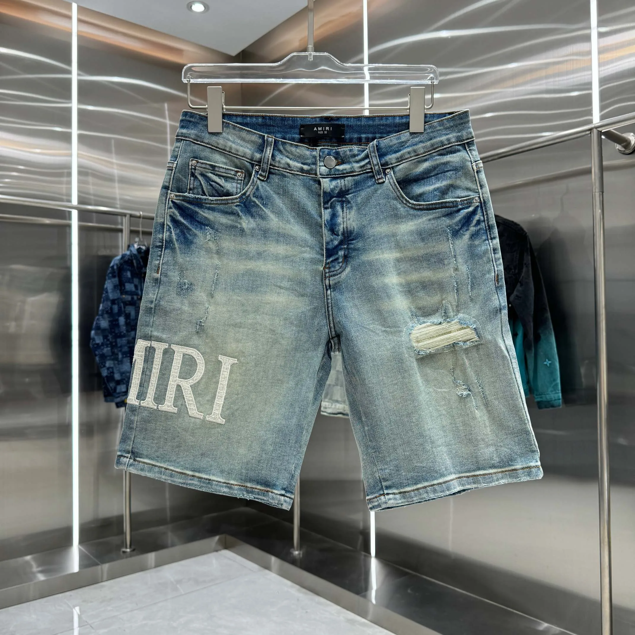 P250 Amiri ripped letter embroidery craft street fashion jeans shorts color blue size 30 32 34 36 38