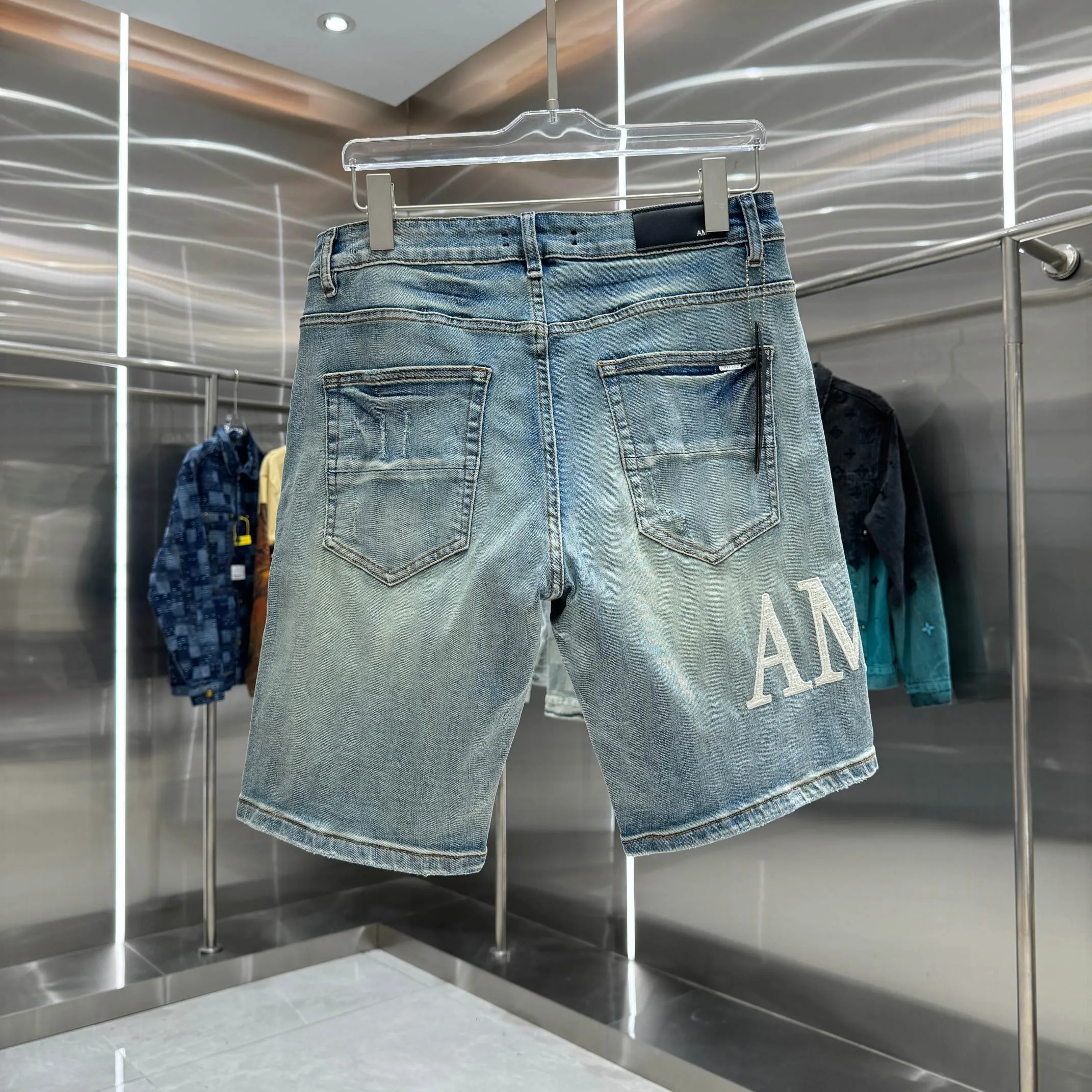 P250 Amiri ripped letter embroidery craft street fashion jeans shorts color blue size 30 32 34 36 38