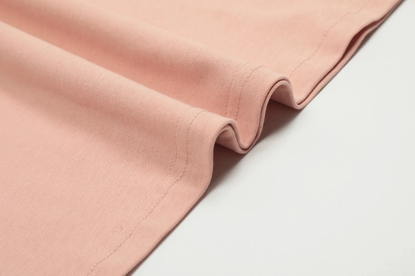 Ami Amy 2024ss autumn classic small embroidered love short sleeves ✅240G Xinjiang long-staple cotton top double yarn, shrinkage rate controlled at 2%, export-grade solid color quality, truly not easy to deform, shrink, and not fade ✅Maximum size can be worn 230 pounds, no pressure to export to Europe and the United States, size S-XL Color: 7 colors, white, black, gray, sky blue, navy, sapphire blue, dark green, coffee, brown, apricot Egg yolk, wine red, meat powder, taro purple