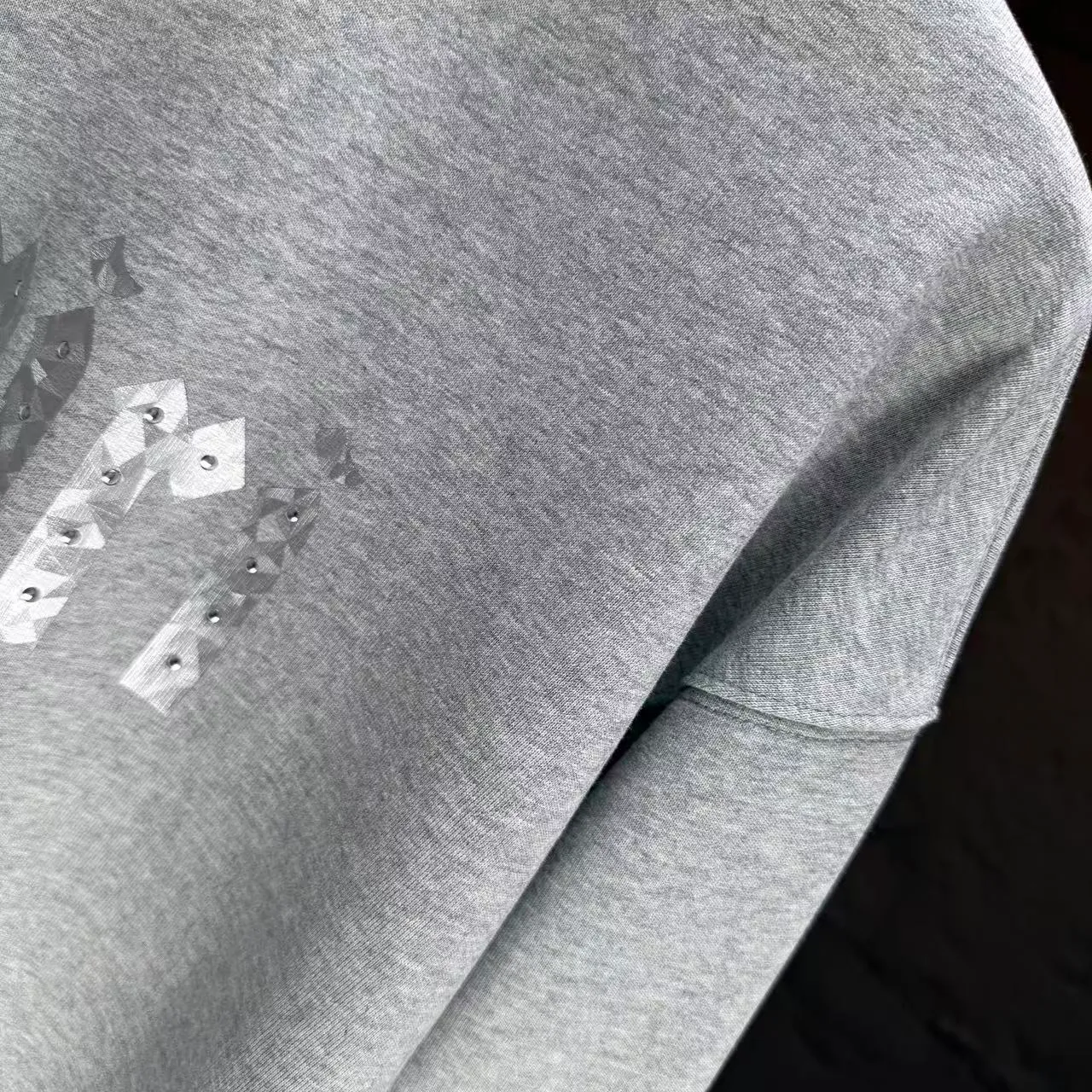 P210 AMIRI* 2025 autumn and winter new round neck sweatshirt 400g terry cotton letter logo three-dimensional thick plate glue ➕ metal diamond Color: Black White Gray Purple Size: S M L XL XXL