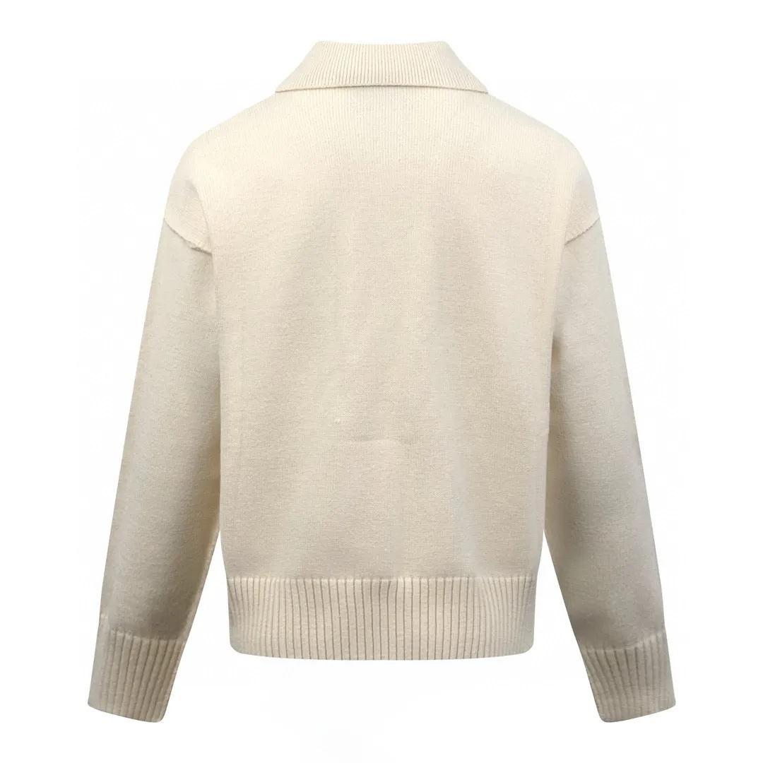 🅿️480 [Exclusive supply] Ami love jacquard woolen Polo shirt (apricot color). The original purchase was 4,700 and developed. The fabric is made of custom-woven luxurious Merino wool. It is soft and delicate, comfortable and close to the skin. It is made of high-grade gray ink. It is calm and restrained. A contrasting love heart jumps on the chest. It quietly exudes its own charming halo. The design of the Polo collar is full of brand recognition. It is neat and capable. The perfect blend of French laziness and modern fashion. It is the ultimate simplification of color. It also conveys the love and persistence of life. Meet the king of extreme simplicity, which is well-deserved and versatile. It is made of jacquard tissue imported from Germany. Precisely control the arrangement and interweaving of yarns. Carefully interweave on the loom. Ami love jacquard art pattern inlay. The fabric is more vivid and three-dimensional, and the ready-to-wear washing water is softened and deodorized through professional washing equipment and specific detergents. Deep cleans and deodorizes clothes to improve their feel and appearance. Size:S-M-L-XL