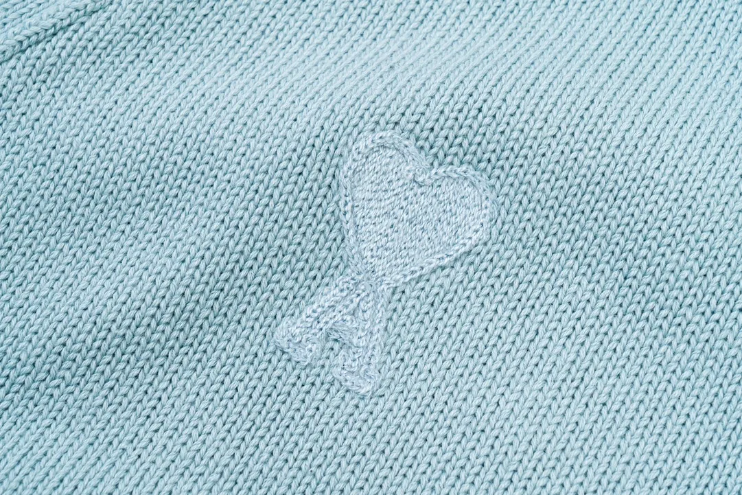 P180 A8116# AMI Paris 2023 New Arrival Love Towel Embroidered Cardigan Sweater Single Piece M Size 0g Oversize Version Same Style for Men and Women Color: Black White Sky Blue Vanilla Apricot Code Number: S-XL P150