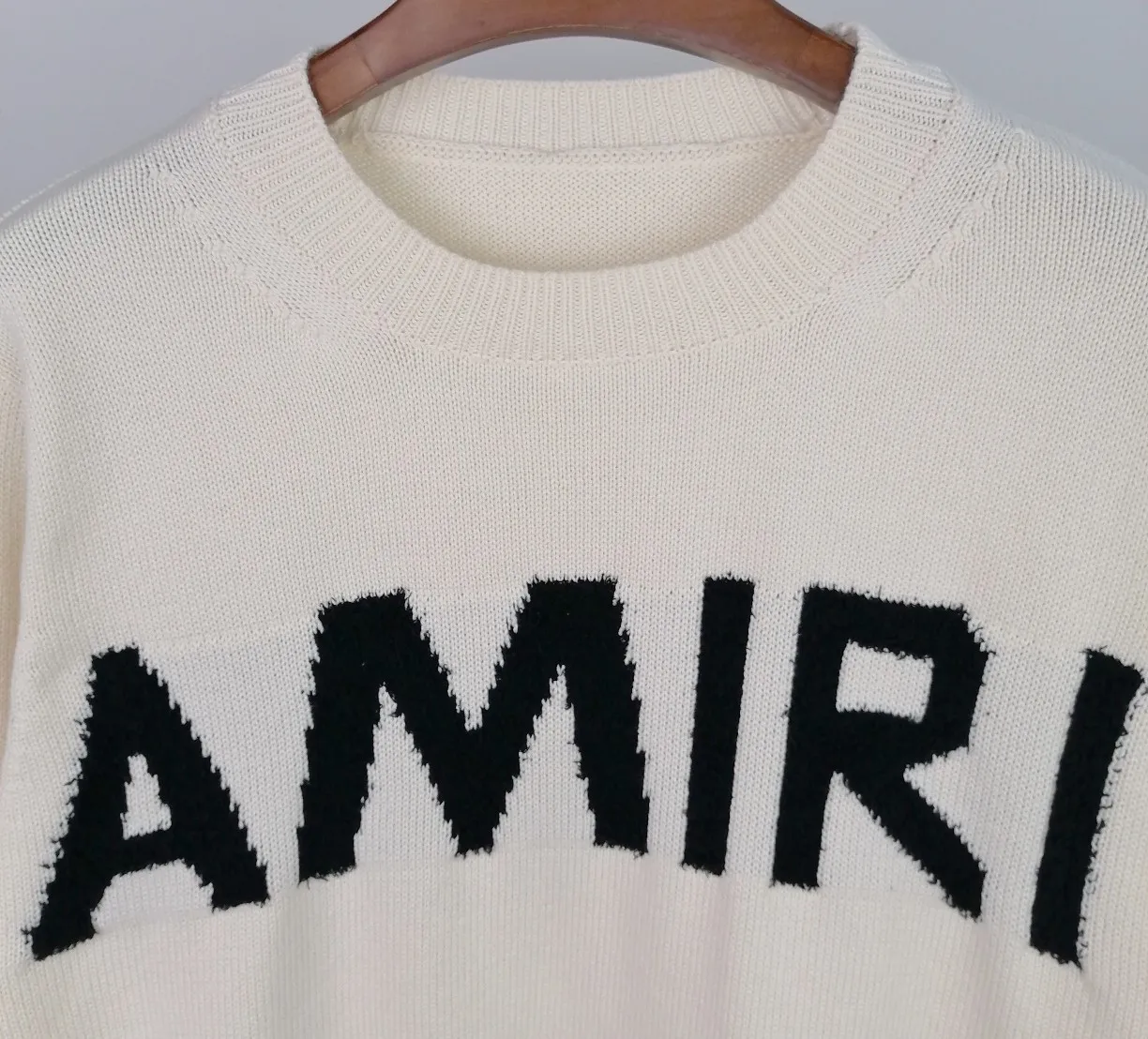 P230 🎉 AMIRI new style letter Logo jacquard, tassels destroyed holes European and American style sweater, color: pearl white, black size: S M L XL XXL