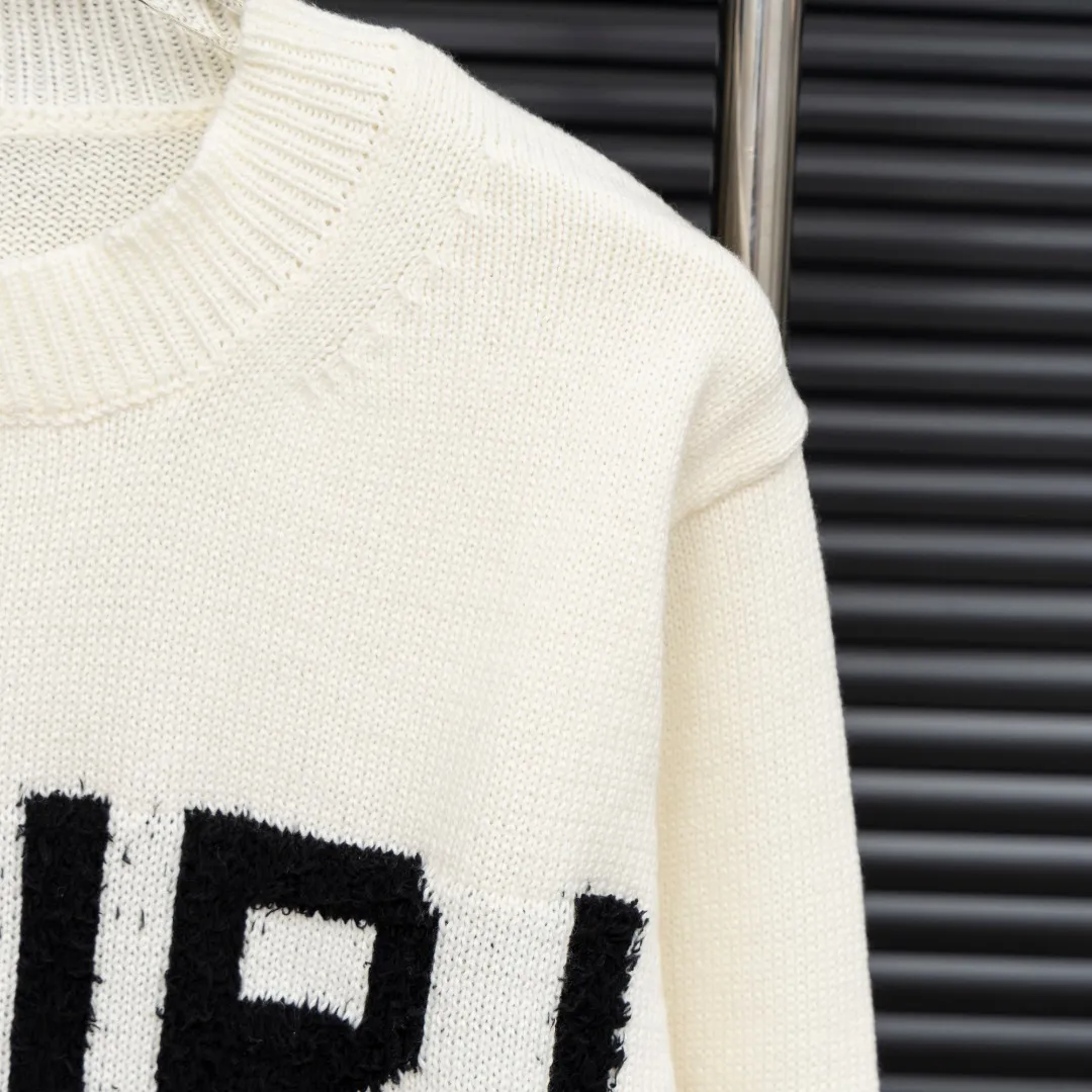 P290 Style: AMIRI distressed knitted long-sleeved sweater Size: S-XXL Fabric: Wool blend Accessories: Full set of customized original accessories No gender distinction, same style for men and women
