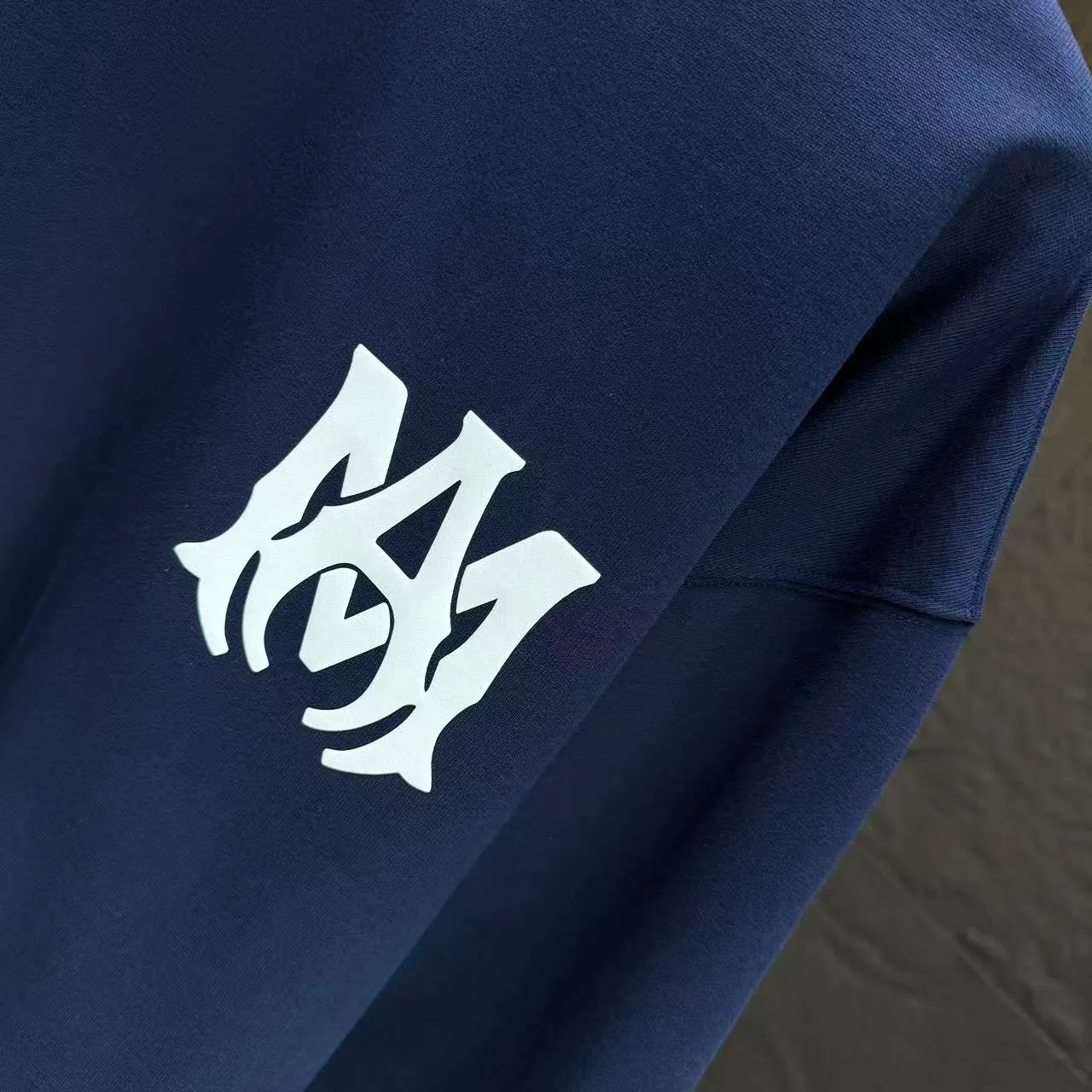 P210 AMIRI* 2025 autumn and winter new round neck sweatshirt 400g terry cotton letter logo three-dimensional foam Color: Black White Gray Dark Blue Size: S M L XL XXL