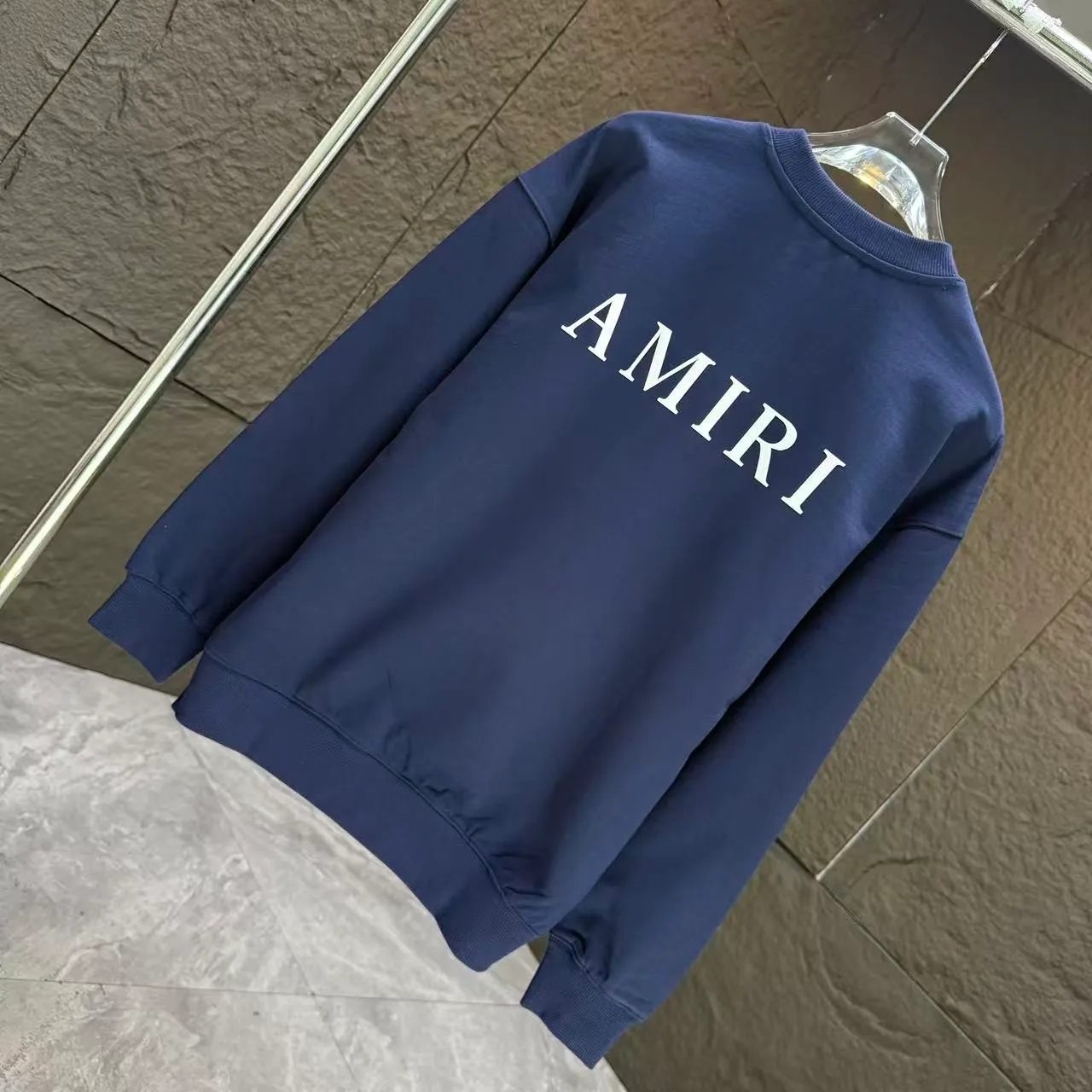 P210 AMIRI* 2025 autumn and winter new round neck sweatshirt 400g terry cotton letter logo three-dimensional foam Color: Black White Gray Dark Blue Size: S M L XL XXL