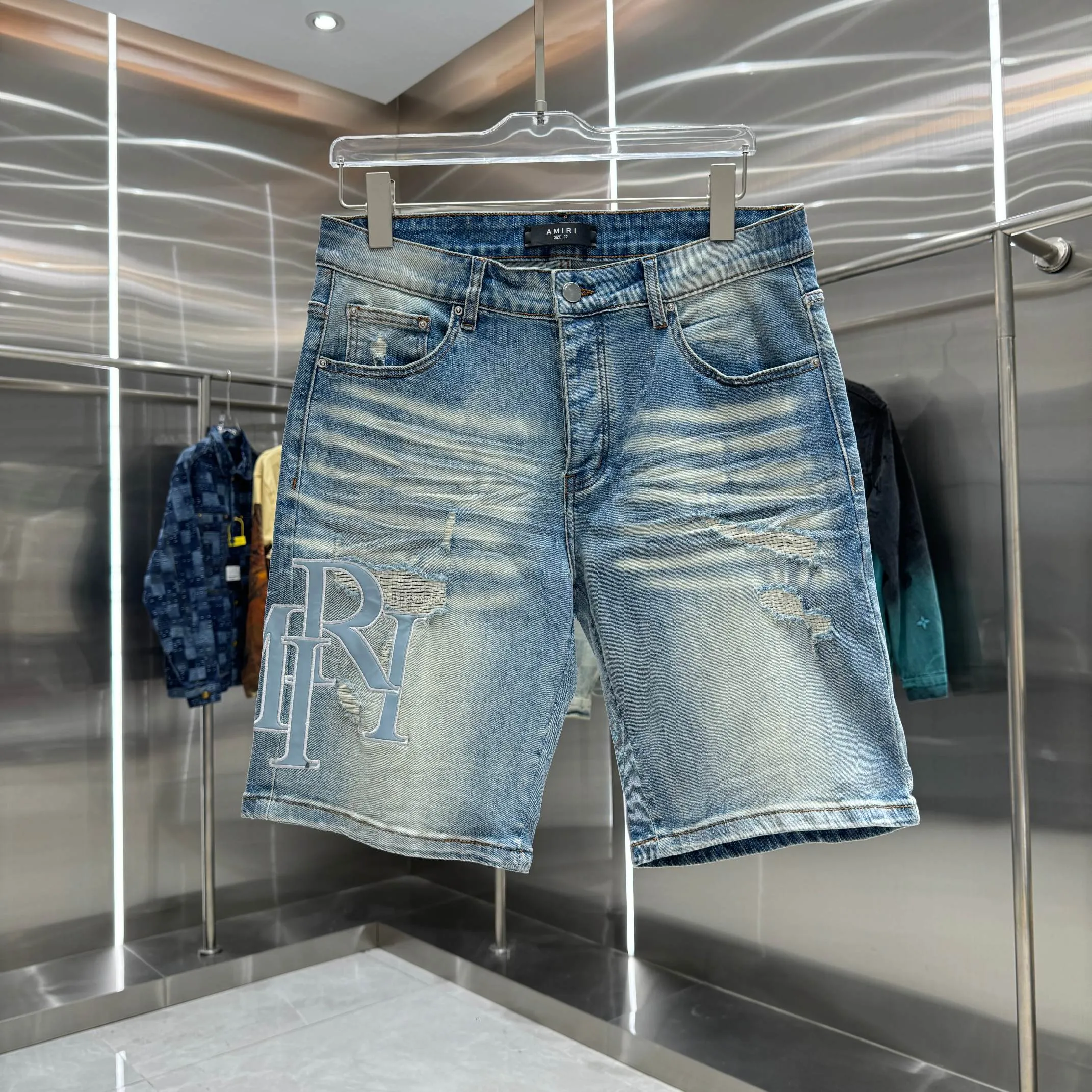 P250 Amiri ripped letter embroidery craft street fashion jeans shorts color blue size 30 32 34 36 38
