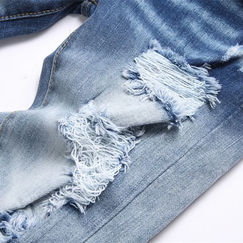 #M39 P168💰 Amiri classic embroidered patched leather distressed lettered jeans. Slim fit jeans. Produced by a major washed factory. Full of high-end. Partial destruction of the knees and patchwork design. Already used as a facade design. Leather waist nameplate. The focus of this style is not on the washing, but on the destroyed shape and version. The secret lies in the craftsmanship of the master. The cost of post-processing, grinding, cutting, etc. is far beyond the cost of assembly line products. Color: Picture color Size: 30-32-34-36