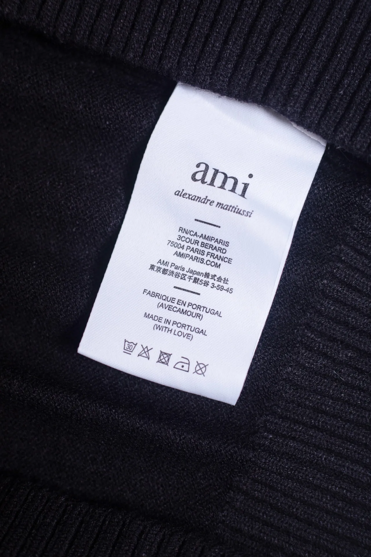 P170 AMI's new classic love chapter crew neck sweater, the highest version, supports comparison, color: black, size: S-XL