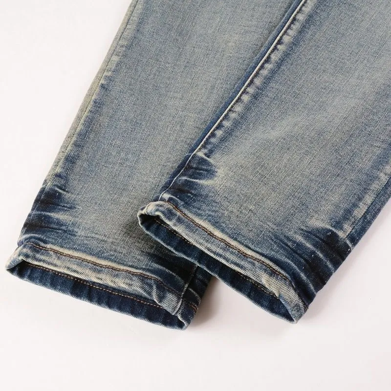 #M67 P168💰 AMIRI patch embroidery jeans trousers AMIRI high street basic ripped tight elastic jeans trousers amiri brand jeans break the production process and cutting of the original jeans, the fabrics are softer and more comfortable Hand-sewn collar label Customized logo buttons Genuine leather tag Color: Picture color Size: 30-32-34-36