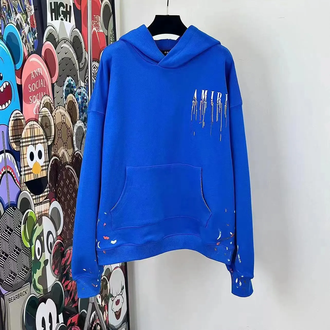 7017#P340AMIRI Fall/Winter 22 men’s black paint-splashed letter LOGO pattern embroidered sweatshirt hoodie. Color: black. blue. Size: S M L XL