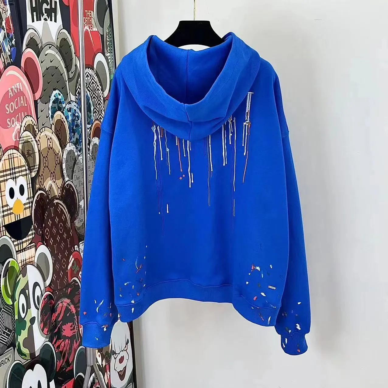 7017#P340AMIRI Fall/Winter 22 men’s black paint-splashed letter LOGO pattern embroidered sweatshirt hoodie. Color: black. blue. Size: S M L XL