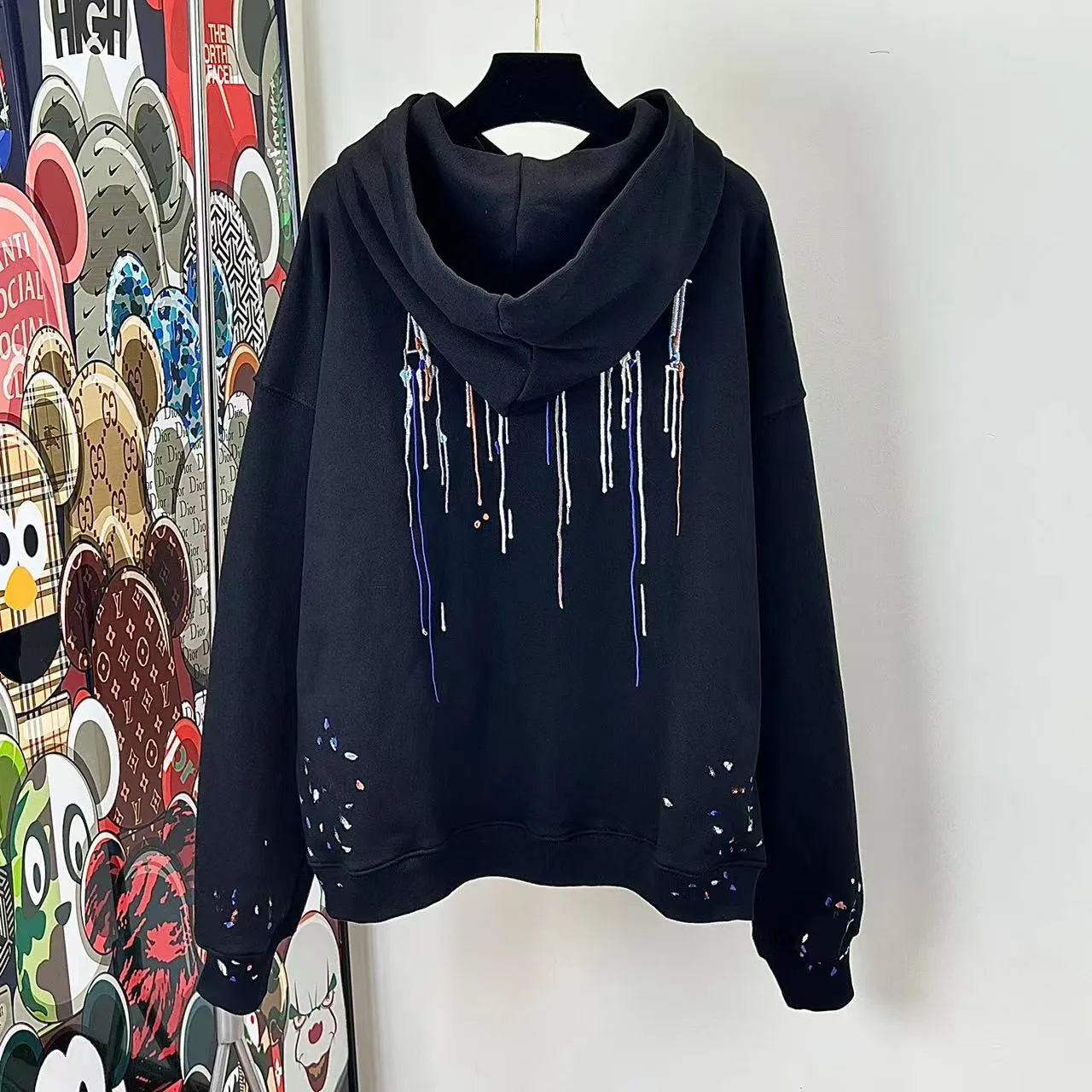 7017#P340AMIRI Fall/Winter 22 men’s black paint-splashed letter LOGO pattern embroidered sweatshirt hoodie. Color: black. blue. Size: S M L XL