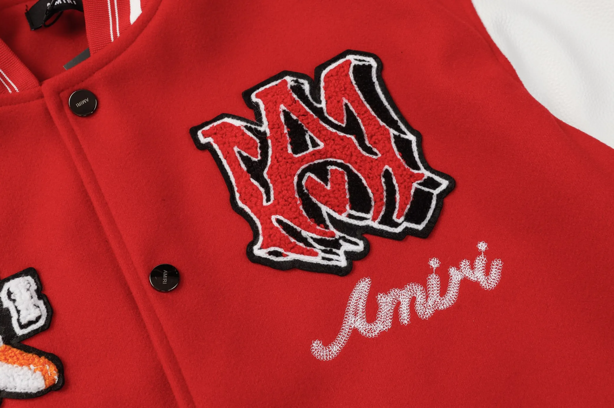 P370 AMIRI's new tiger towel embroidered baseball jacket with thousands of needles, high weight dragon and phoenix nylon fabric with pebbled leather sleeves, heavy industry hardware restored one to one M L XL XXL